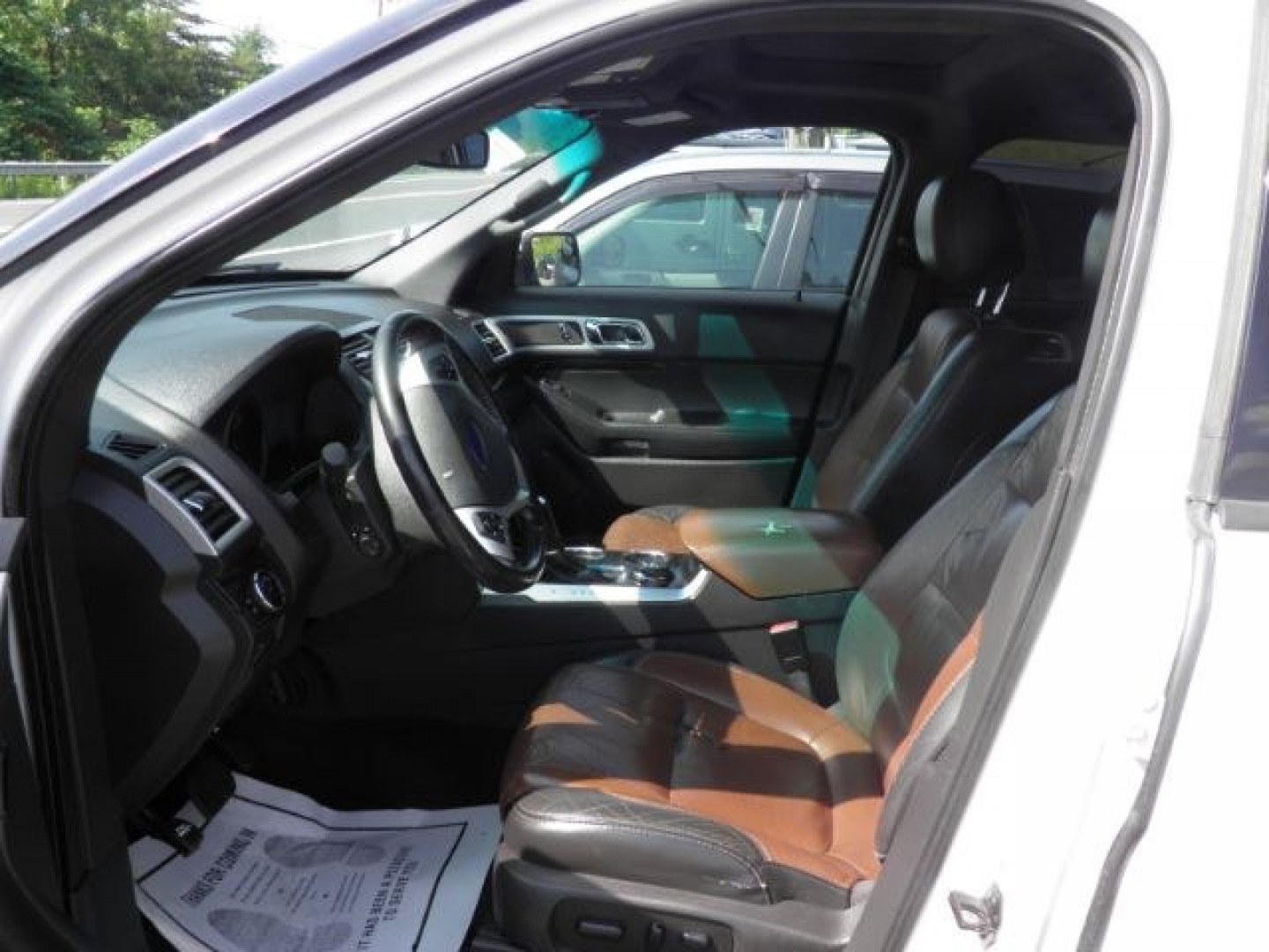 2014 WHITE Ford Explorer Limited (1FM5K8F81EG) with an 3.7L V6 engine, AT transmission, located at 15520 McMullen Hwy SW, Belair, MD, 21502, (301) 729-3700, 39.581375, -78.846451- Photo#1