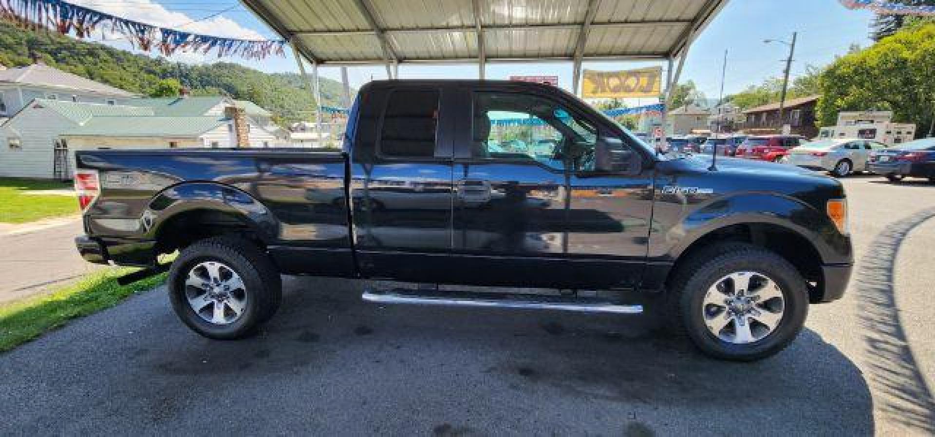 2014 BLACK /Steel Gray Ford F-150 STX (1FTFX1EF9EK) with an 5L V-8 DOHC engine, AT transmission, located at 15520 McMullen Hwy SW, Belair, MD, 21502, (301) 729-3700, 39.581375, -78.846451 - Photo#12