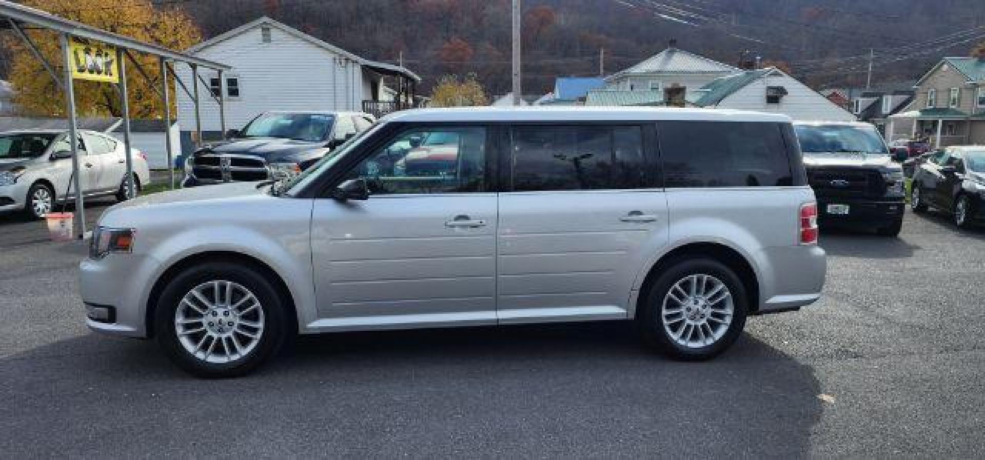 2014 SILVER /Charcoal Black Ford Flex SEL AWD (2FMHK6C84EB) with an 3.5L V6 engine, AT transmission, located at 15520 McMullen Hwy SW, Belair, MD, 21502, (301) 729-3700, 39.581375, -78.846451 - Photo#1