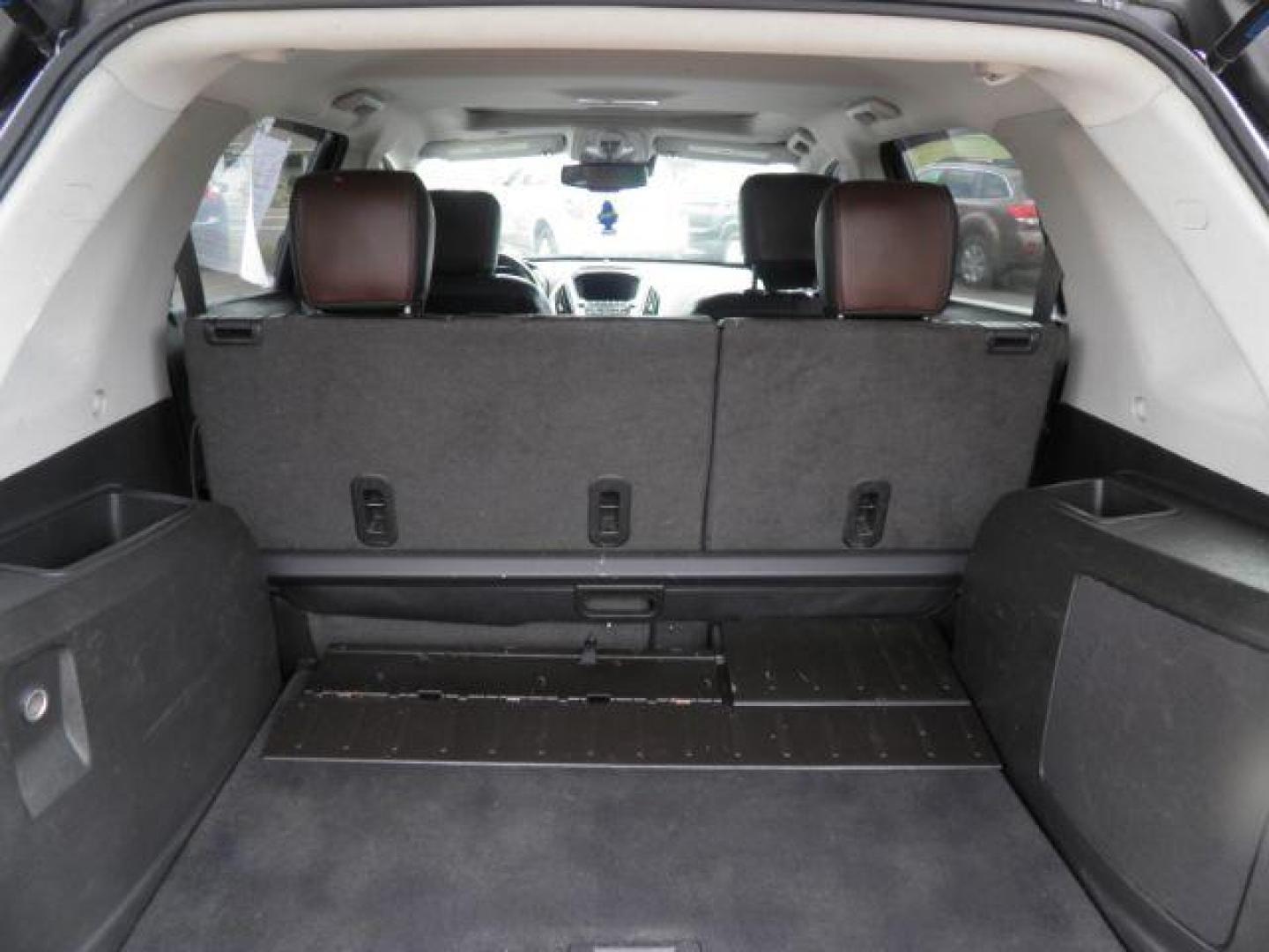 2014 Gray GMC Terrain SLE-2 (2GKFLWEKXE6) with an 3.6l V6 engine, AT transmission, located at 19521 New George's Creek Rd SW, Barton, MD, 21521, (301) 463-2404, 39.524323, -79.017906 - Photo#4