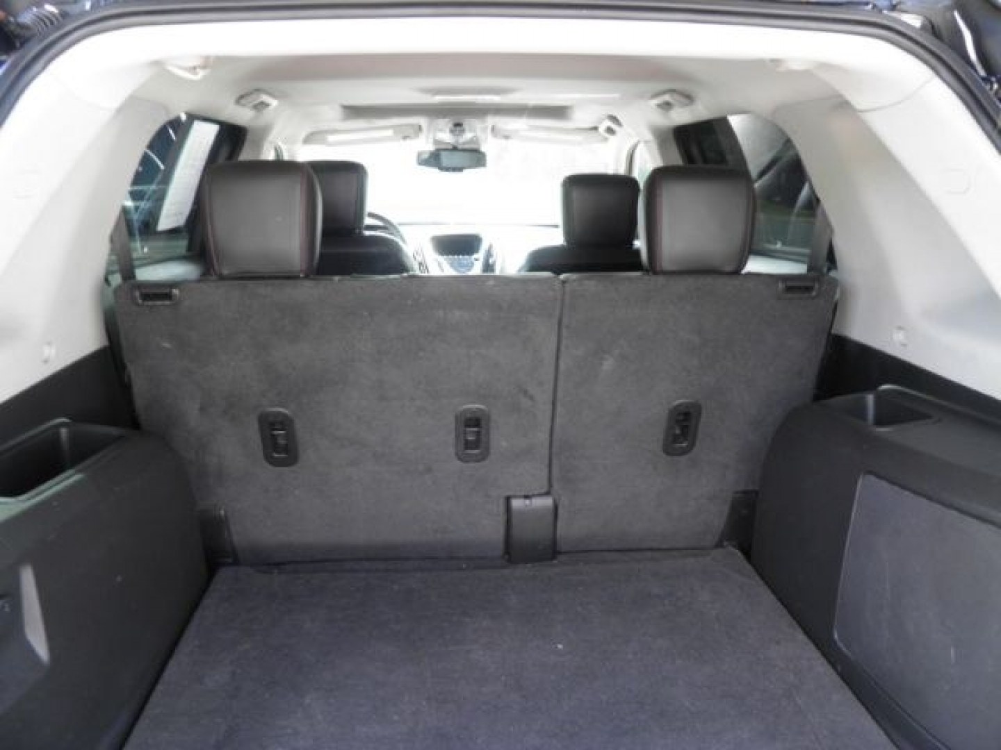 2014 BLACK GMC Terrain SLT-1 (2GKFLXEK0E6) with an 3.6L V6 engine, AT transmission, located at 15520 McMullen Hwy SW, Belair, MD, 21502, (301) 729-3700, 39.581375, -78.846451- Photo#4
