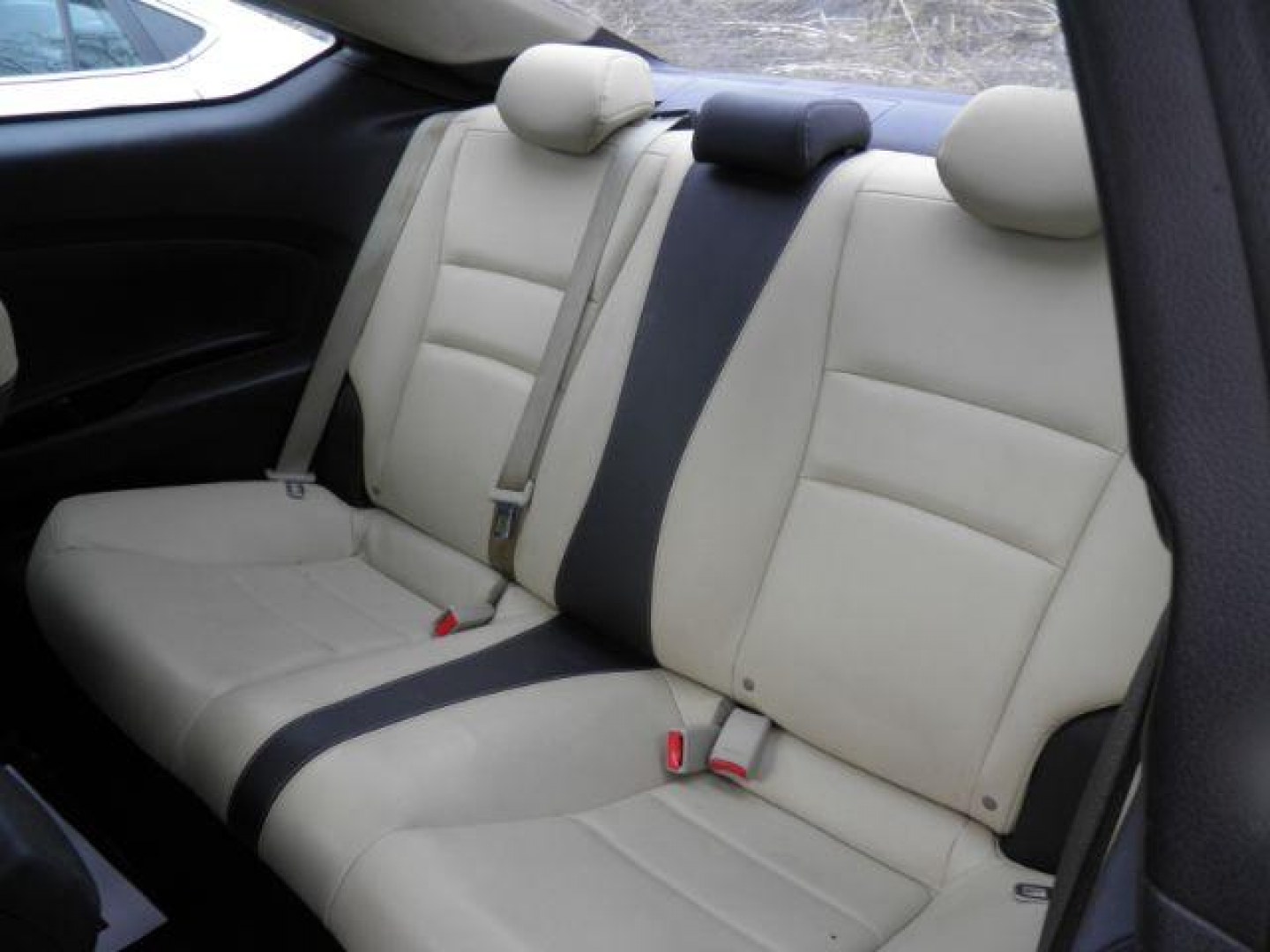 2014 White Honda Accord EX-L V6 Coupe AT (1HGCT2B85EA) with an 3.5L V6 engine, AT transmission, located at 19521 New George's Creek Rd SW, Barton, MD, 21521, (301) 463-2404, 39.524323, -79.017906 - Photo#3