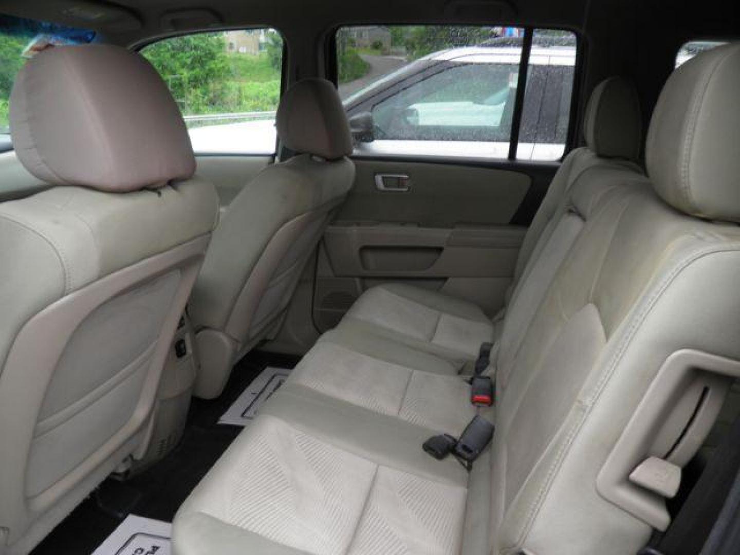 2014 BURGUNDY Honda Pilot LX (5FNYF4H27EB) with an 3.5L V6 engine, AT transmission, located at 19521 New George's Creek Rd SW, Barton, MD, 21521, (301) 463-2404, 39.524323, -79.017906 - Photo#3