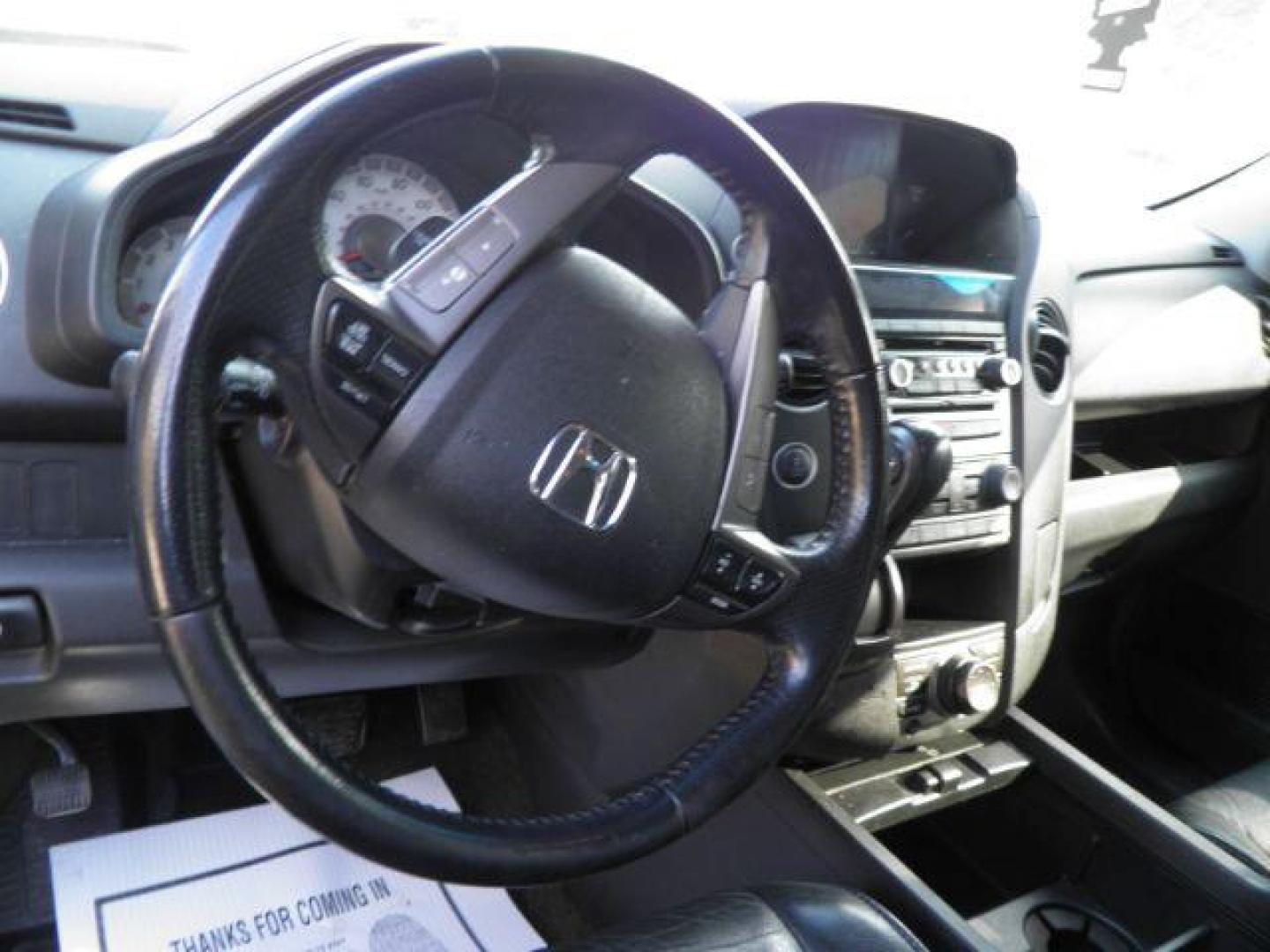 2014 SILVER Honda Pilot Touring 4WD 5-Spd AT with DVD (5FNYF4H94EB) with an 3.5L V6 engine, AT transmission, located at 19521 New George's Creek Rd SW, Barton, MD, 21521, (301) 463-2404, 39.524323, -79.017906 - Photo#2