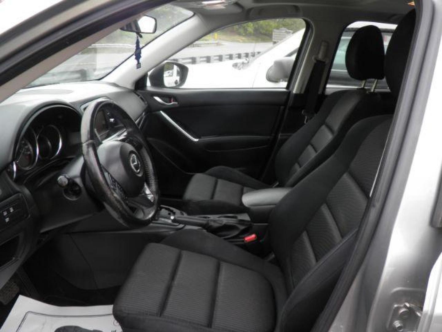 2014 SILVER Mazda CX-5 Touring (JM3KE4CY4E0) with an 2.5 L4 engine, AT transmission, located at 19521 New George's Creek Rd SW, Barton, MD, 21521, (301) 463-2404, 39.524323, -79.017906 - Photo#1