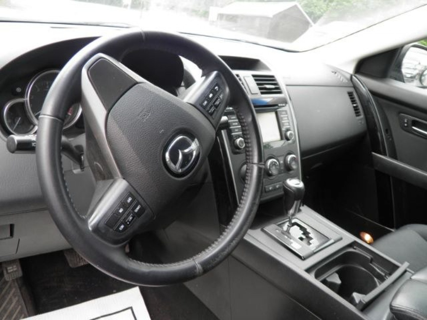 2014 Gray Mazda CX-9 Sport (JM3TB2BA1E0) with an 3.7L V6 engine, AT transmission, located at 15520 McMullen Hwy SW, Belair, MD, 21502, (301) 729-3700, 39.581375, -78.846451- Photo#2