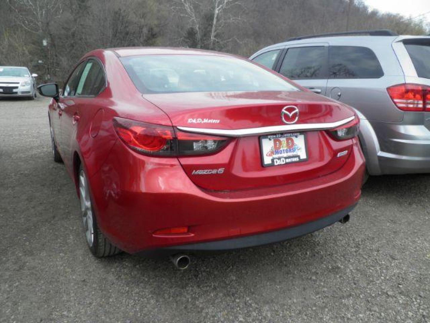 2014 RED Mazda Mazda6 i Touring (JM1GJ1V65E1) with an 2.5 L4 engine, AT transmission, located at 15520 McMullen Hwy SW, Belair, MD, 21502, (301) 729-3700, 39.581375, -78.846451 - Photo#4