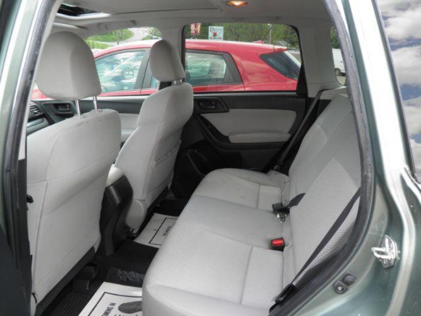 2014 GREEN Subaru Forester 2.5i Premium (JF2SJAEC4EH) with an 2.5 L4 engine, CVT transmission, located at 19521 New George's Creek Rd SW, Barton, MD, 21521, (301) 463-2404, 39.524323, -79.017906- Photo#3