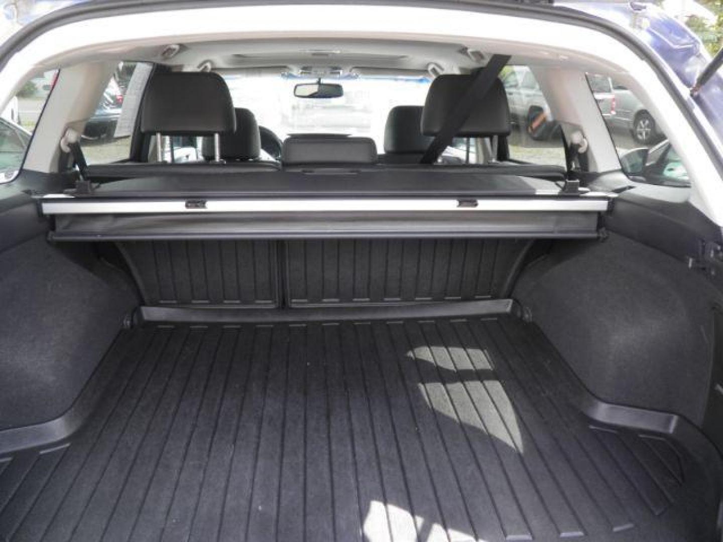 2014 BLUE Subaru Outback 2.5i Limited (4S4BRCLC9E3) with an 2.5l H4 engine, CVT transmission, located at 19521 New George's Creek Rd SW, Barton, MD, 21521, (301) 463-2404, 39.524323, -79.017906 - Photo#4