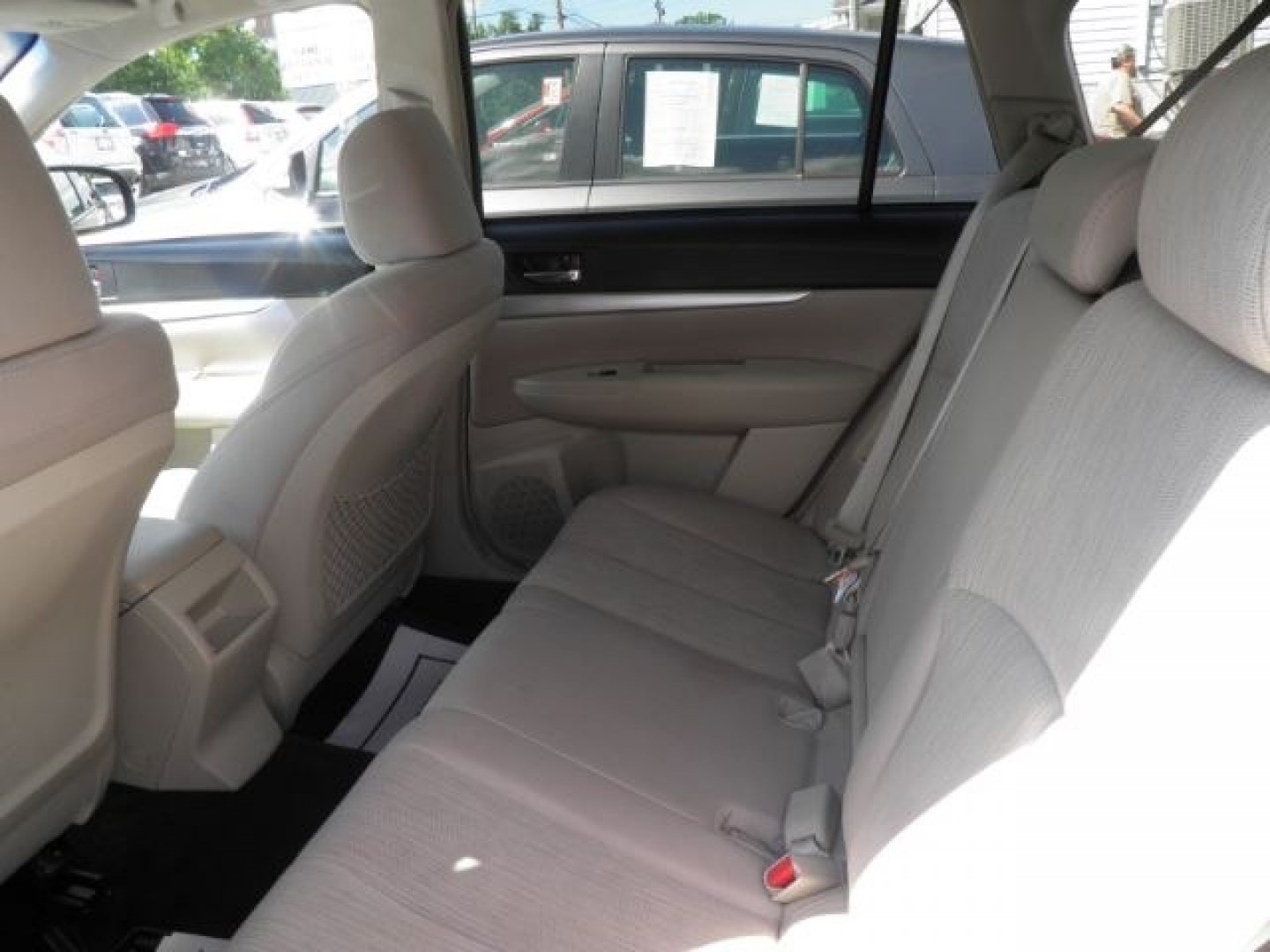 2014 RED Subaru Outback 2.5i Premium (4S4BRCEC0E3) with an 2.5 L4 engine, AT transmission, located at 19521 New George's Creek Rd SW, Barton, MD, 21521, (301) 463-2404, 39.524323, -79.017906- Photo#3