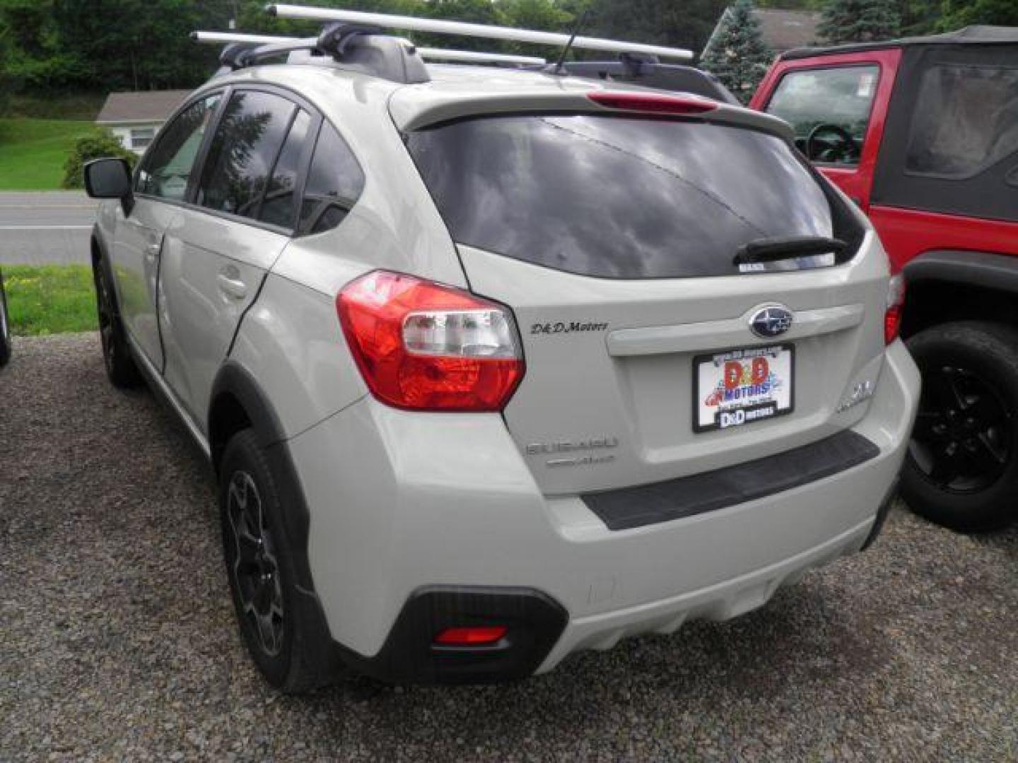 2014 White Subaru XV Crosstrek 2.0i Premium (JF2GPACC6EG) with an 2.0L H4 engine, MAN transmission, located at 19521 New George's Creek Rd SW, Barton, MD, 21521, (301) 463-2404, 39.524323, -79.017906 - Photo#5