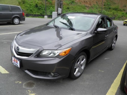 2015 ACURA ILX 5-Spd AT w/ Premium Package
