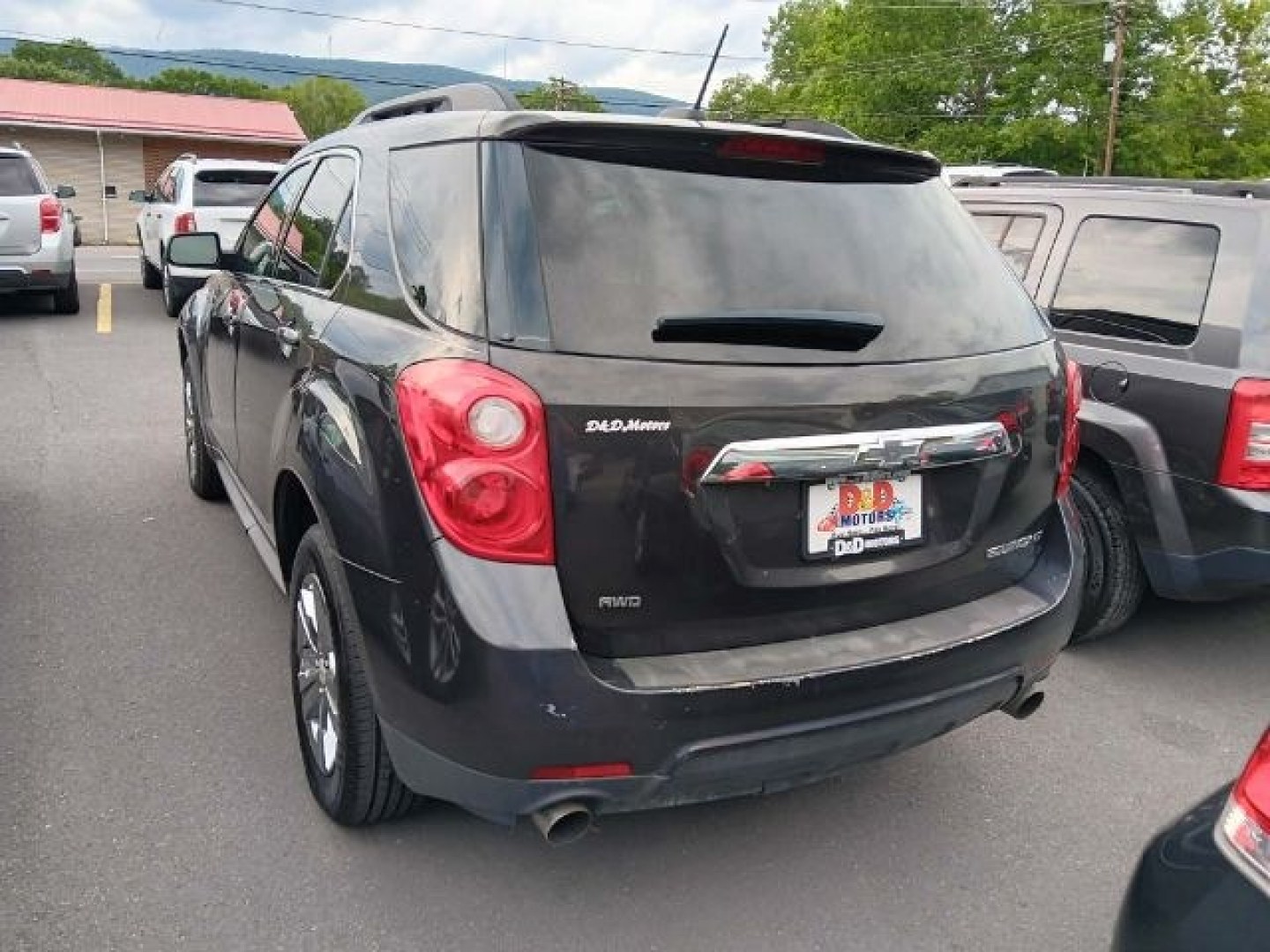 2015 GRAY Chevrolet EQUINOX 1LT AWD (2GNFLFE38F6) with an 3.6L V6 engine, AT transmission, located at 15520 McMullen Hwy SW, Belair, MD, 21502, (301) 729-3700, 39.581375, -78.846451- Photo#4