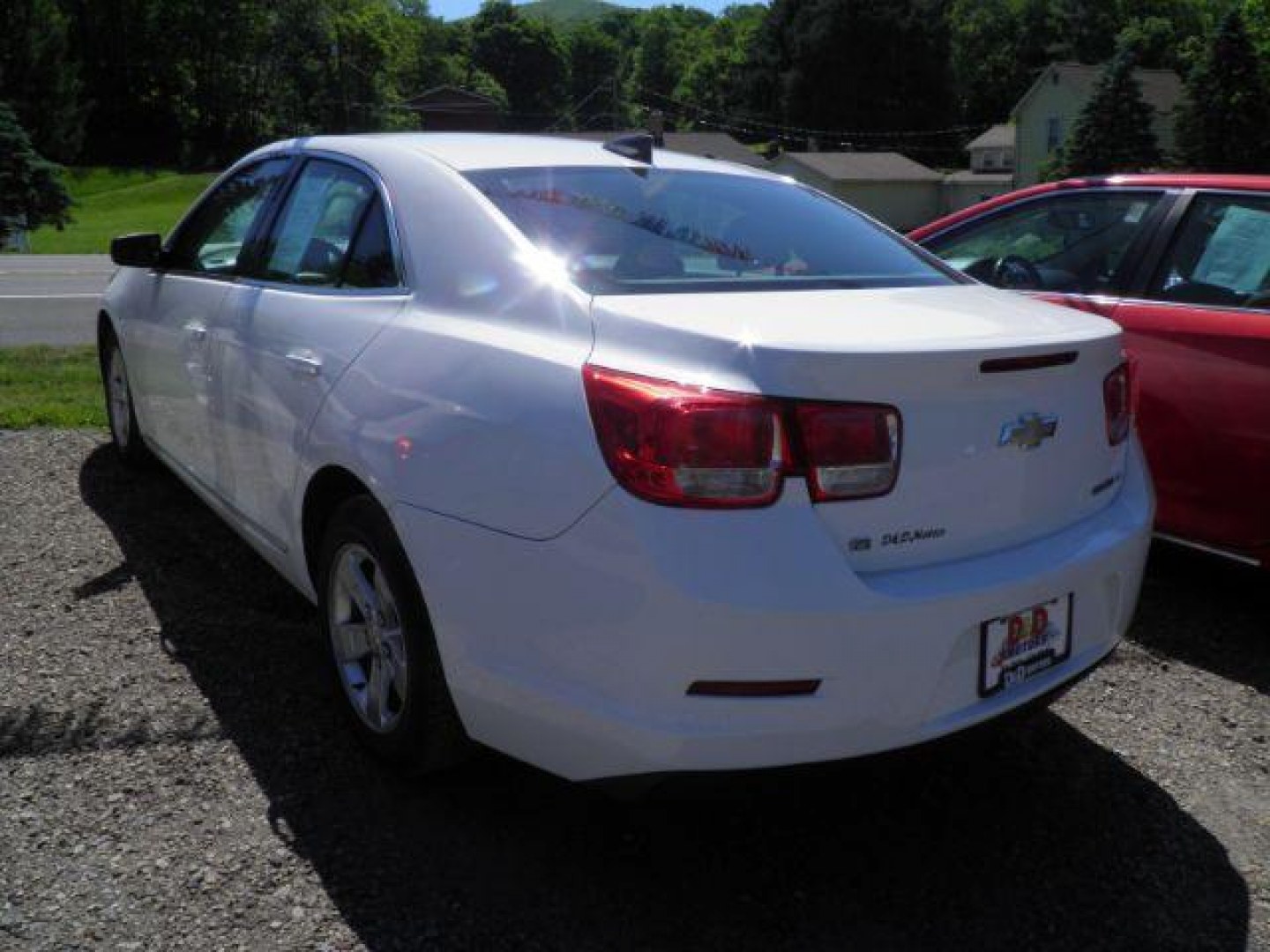 2015 WHITE Chevrolet Malibu LS (1G11B5SL2FF) with an 2.5 L4 engine, AT transmission, located at 19521 New George's Creek Rd SW, Barton, MD, 21521, (301) 463-2404, 39.524323, -79.017906- Photo#4