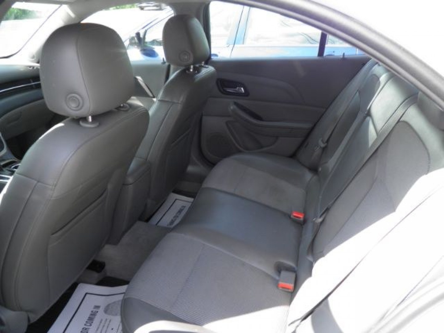 2015 WHITE Chevrolet Malibu 1LT (1G11C5SL5FF) with an 2.5 L4 engine, AT transmission, located at 15520 McMullen Hwy SW, Belair, MD, 21502, (301) 729-3700, 39.581375, -78.846451- Photo#3