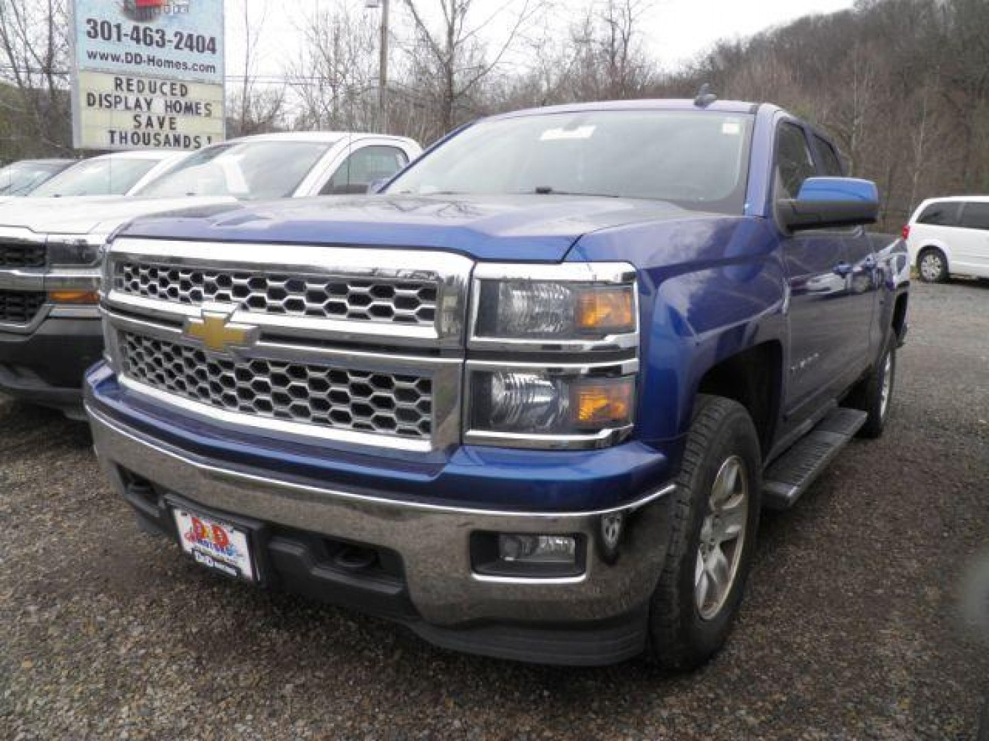 2015 BLUE Chevrolet Silverado 1500 1LT (1GCVKRECXFZ) with an 4.3L V6 engine, AT transmission, located at 19521 New George's Creek Rd SW, Barton, MD, 21521, (301) 463-2404, 39.524323, -79.017906 - Photo#0