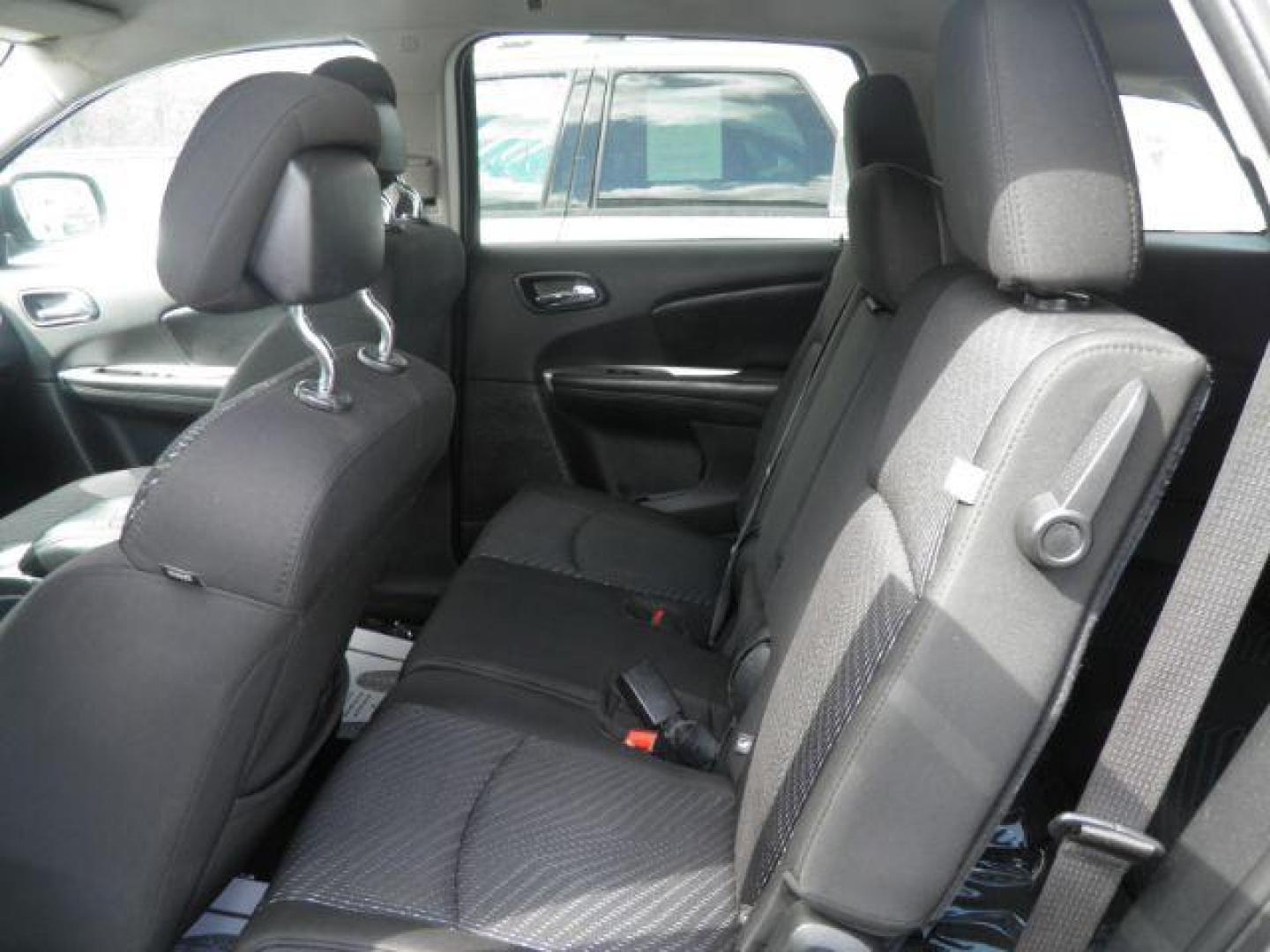 2015 SILVER Dodge Journey SXT (3C4PDCBG9FT) with an 3.6L V6 engine, AT transmission, located at 19521 New George's Creek Rd SW, Barton, MD, 21521, (301) 463-2404, 39.524323, -79.017906 - Photo#3
