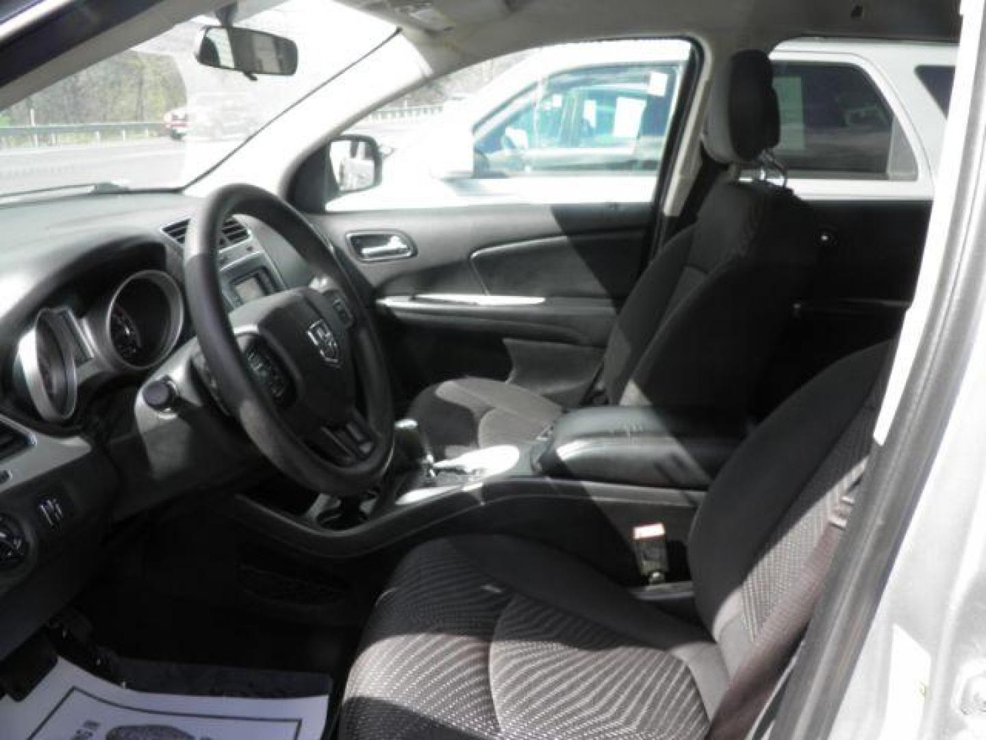 2015 SILVER Dodge Journey SXT (3C4PDCBG9FT) with an 3.6L V6 engine, AT transmission, located at 19521 New George's Creek Rd SW, Barton, MD, 21521, (301) 463-2404, 39.524323, -79.017906 - Photo#1