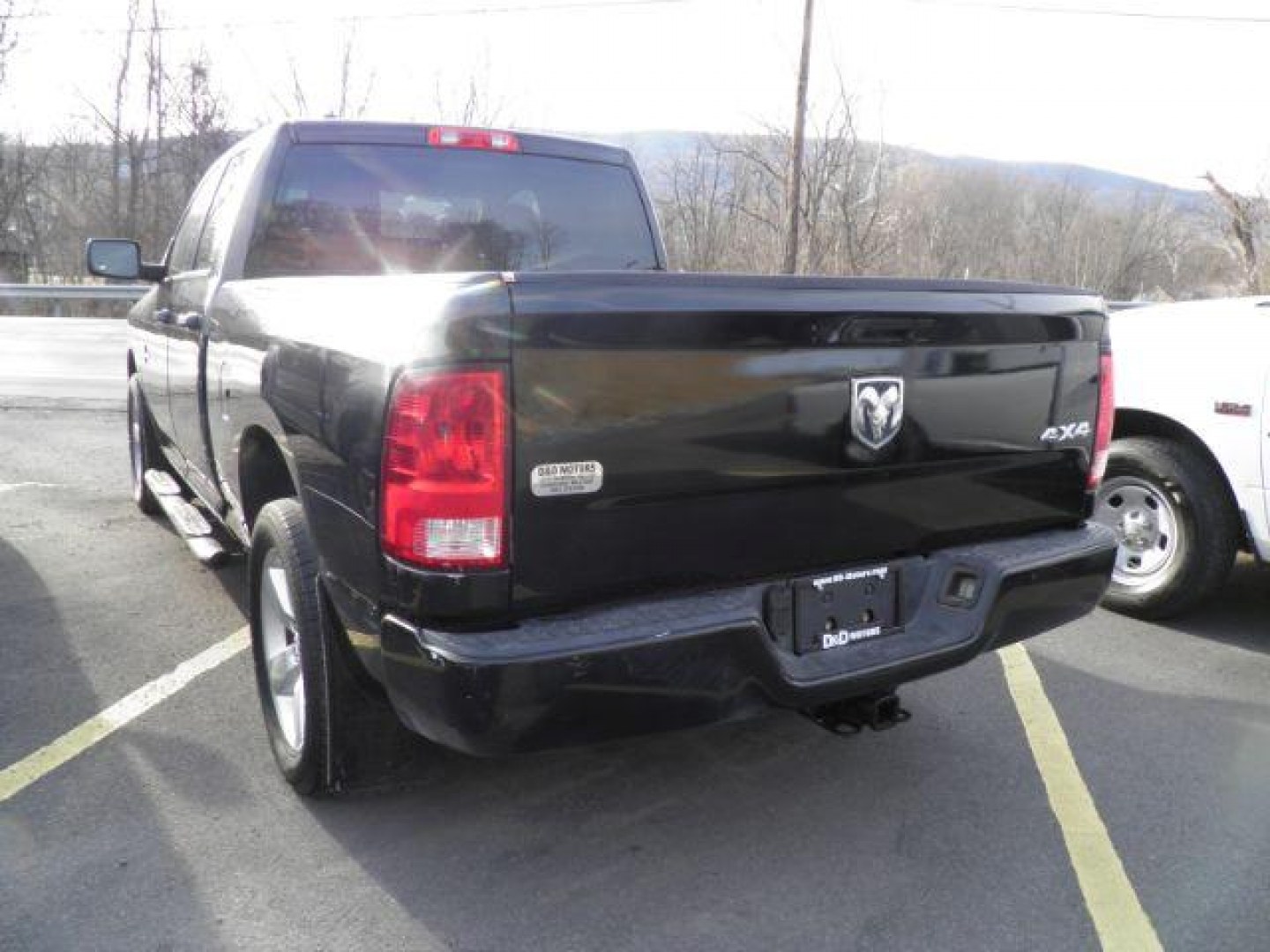 2015 Black Dodge Ram 1500 Express (1C6RR7FG3FS) with an 3.6L V6 engine, AT transmission, located at 15520 McMullen Hwy SW, Belair, MD, 21502, (301) 729-3700, 39.581375, -78.846451 - Photo#4