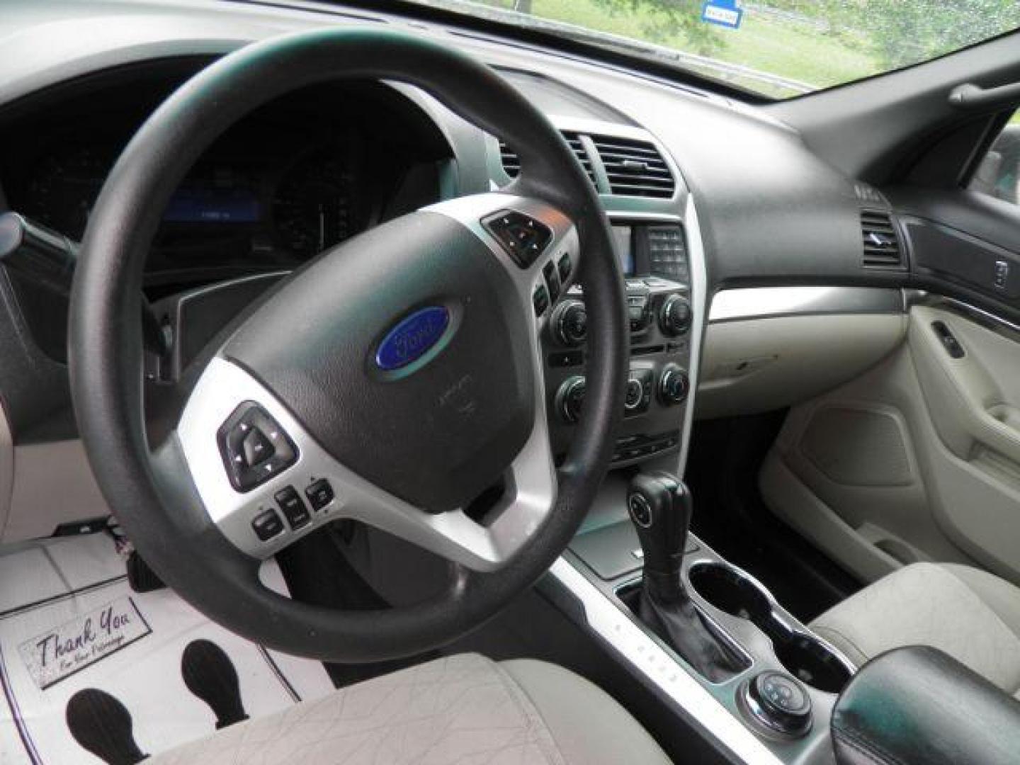 2015 SILVER Ford Explorer BASE (1FM5K8B83FG) with an 3.6L V6 engine, AT transmission, located at 19521 New George's Creek Rd SW, Barton, MD, 21521, (301) 463-2404, 39.524323, -79.017906 - Photo#2