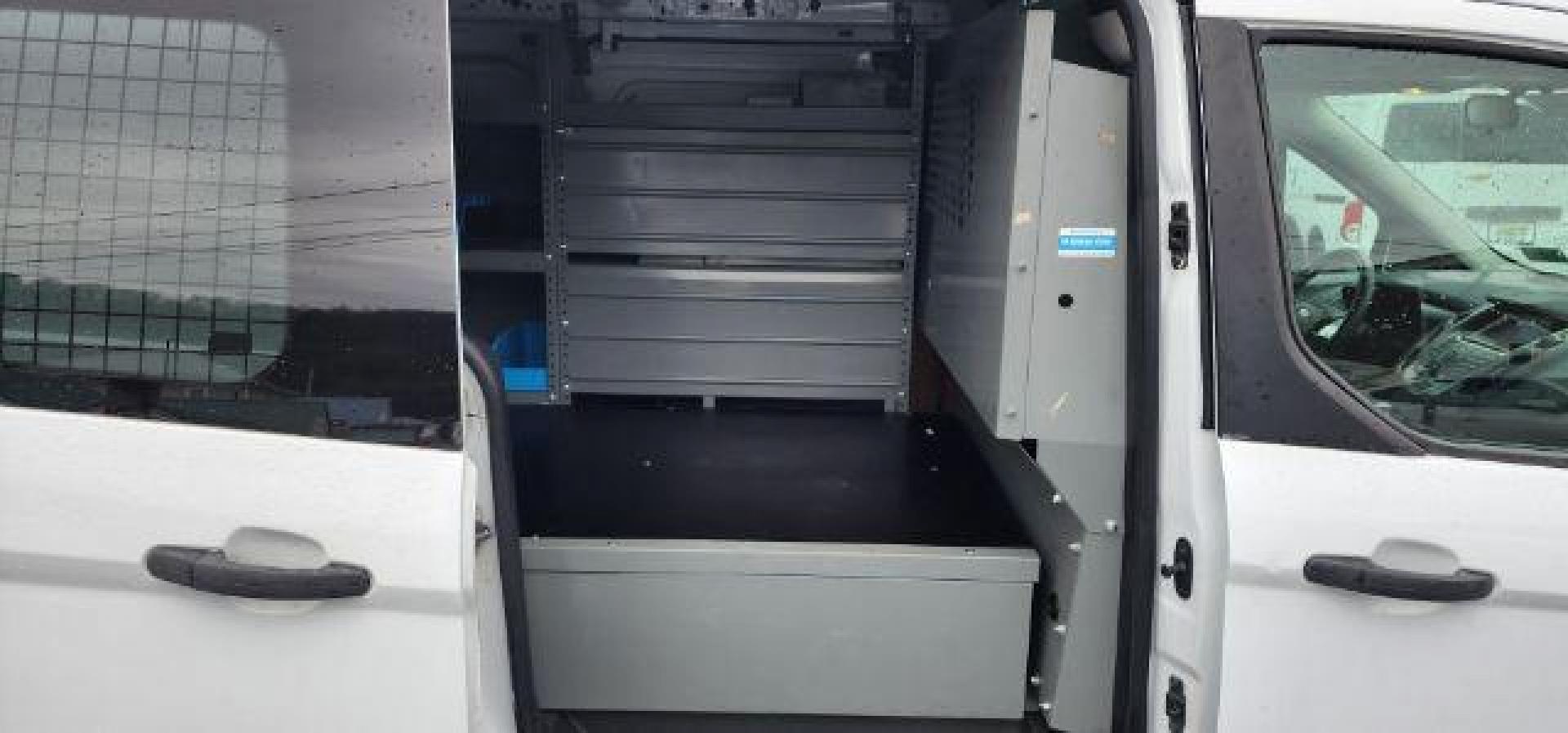 2015 White /Charcoal Black Ford Transit Connect XLT LWB (NM0LS7F79F1) with an 2.5L I4 engine, AT transmission, located at 15520 McMullen Hwy SW, Belair, MD, 21502, (301) 729-3700, 39.581375, -78.846451 - FOR A BETTER PRICE CALL PAUL AT 301-268-8150 - Photo#6