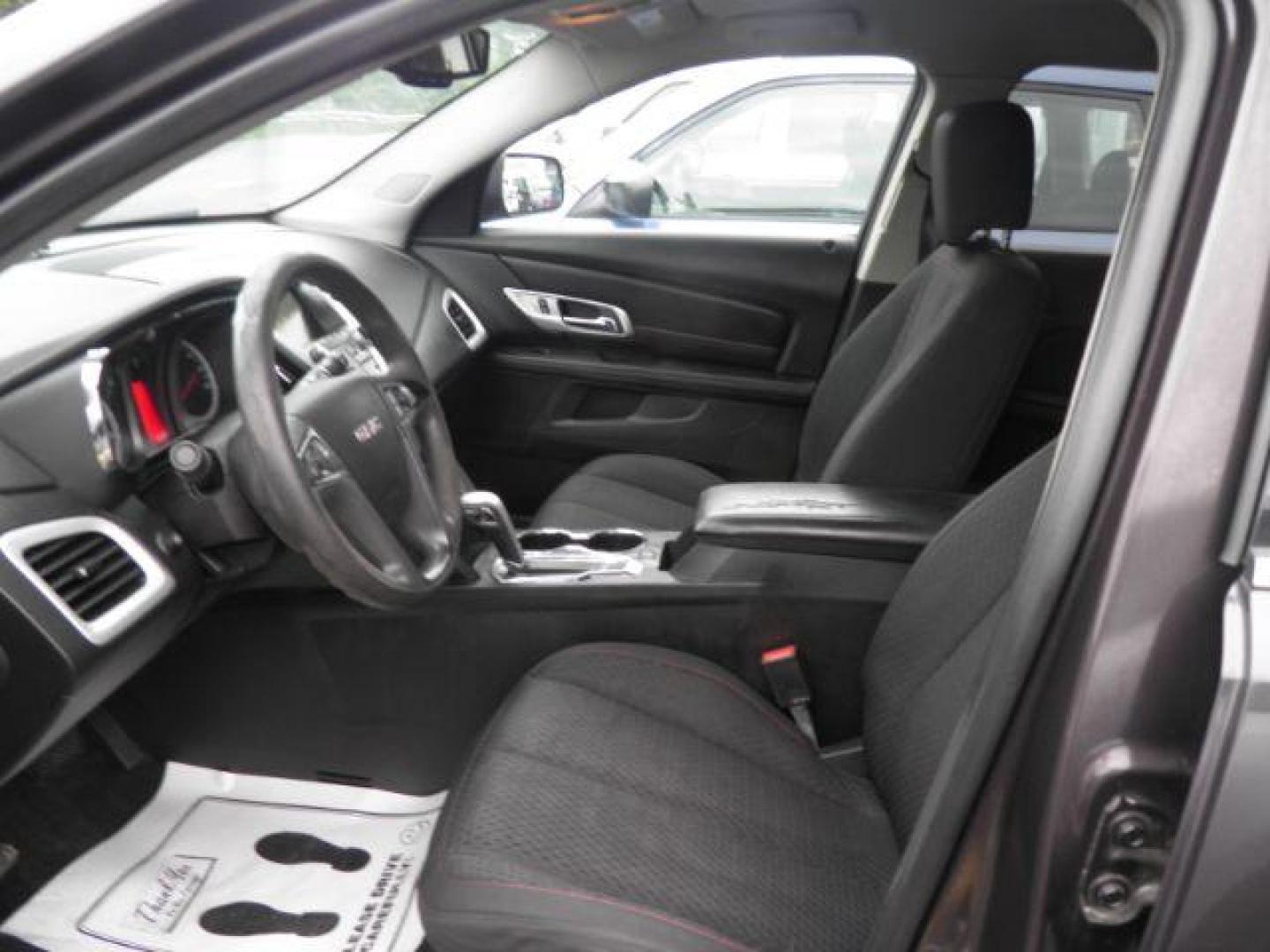 2015 Gray GMC Terrain SLE1 AWD (2GKFLVEK6F6) with an 2.4L I4 engine, AT transmission, located at 15520 McMullen Hwy SW, Belair, MD, 21502, (301) 729-3700, 39.581375, -78.846451 - Photo#1