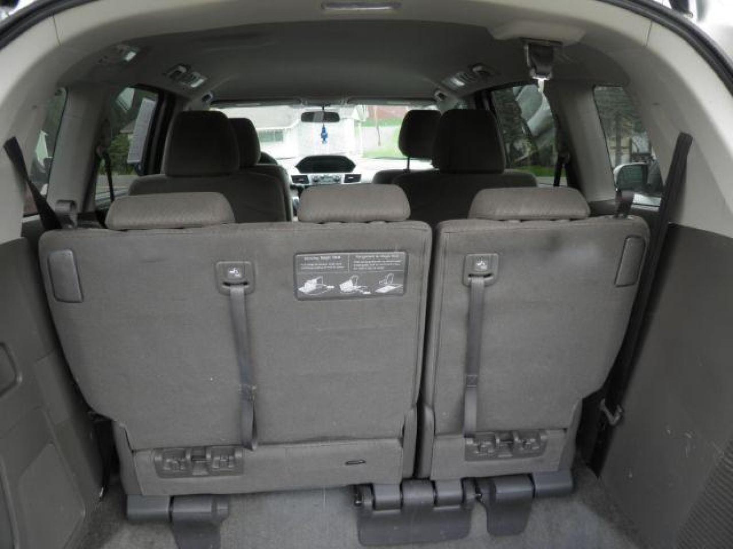 2015 SILVER Honda Odyssey LX (5FNRL5H25FB) with an 3.5L V6 engine, AT transmission, located at 15520 McMullen Hwy SW, Belair, MD, 21502, (301) 729-3700, 39.581375, -78.846451 - Photo#4