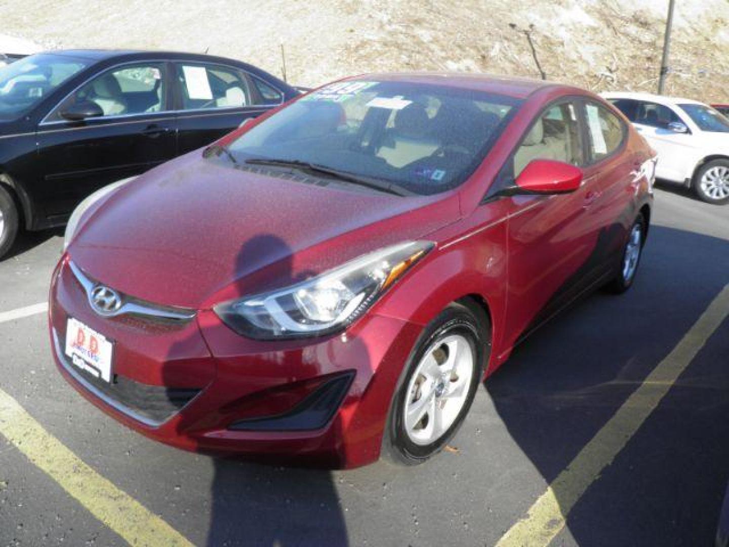 2015 RED Hyundai Elantra SE 6AT (5NPDH4AE4FH) with an 1.8l L4 engine, 6SP transmission, located at 15520 McMullen Hwy SW, Belair, MD, 21502, (301) 729-3700, 39.581375, -78.846451 - Photo#0
