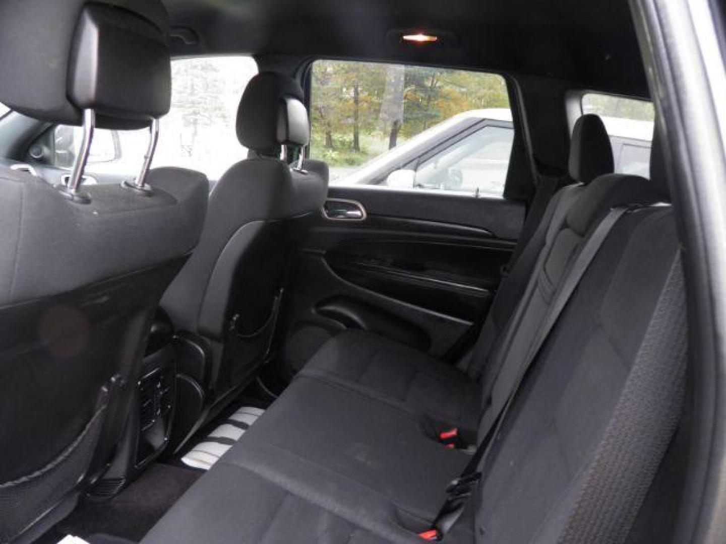 2015 BLACK Jeep Grand Cherokee Laredo 4WD (1C4RJFAG0FC) with an 3.6L V6 engine, AT transmission, located at 19521 New George's Creek Rd SW, Barton, MD, 21521, (301) 463-2404, 39.524323, -79.017906 - Photo#3