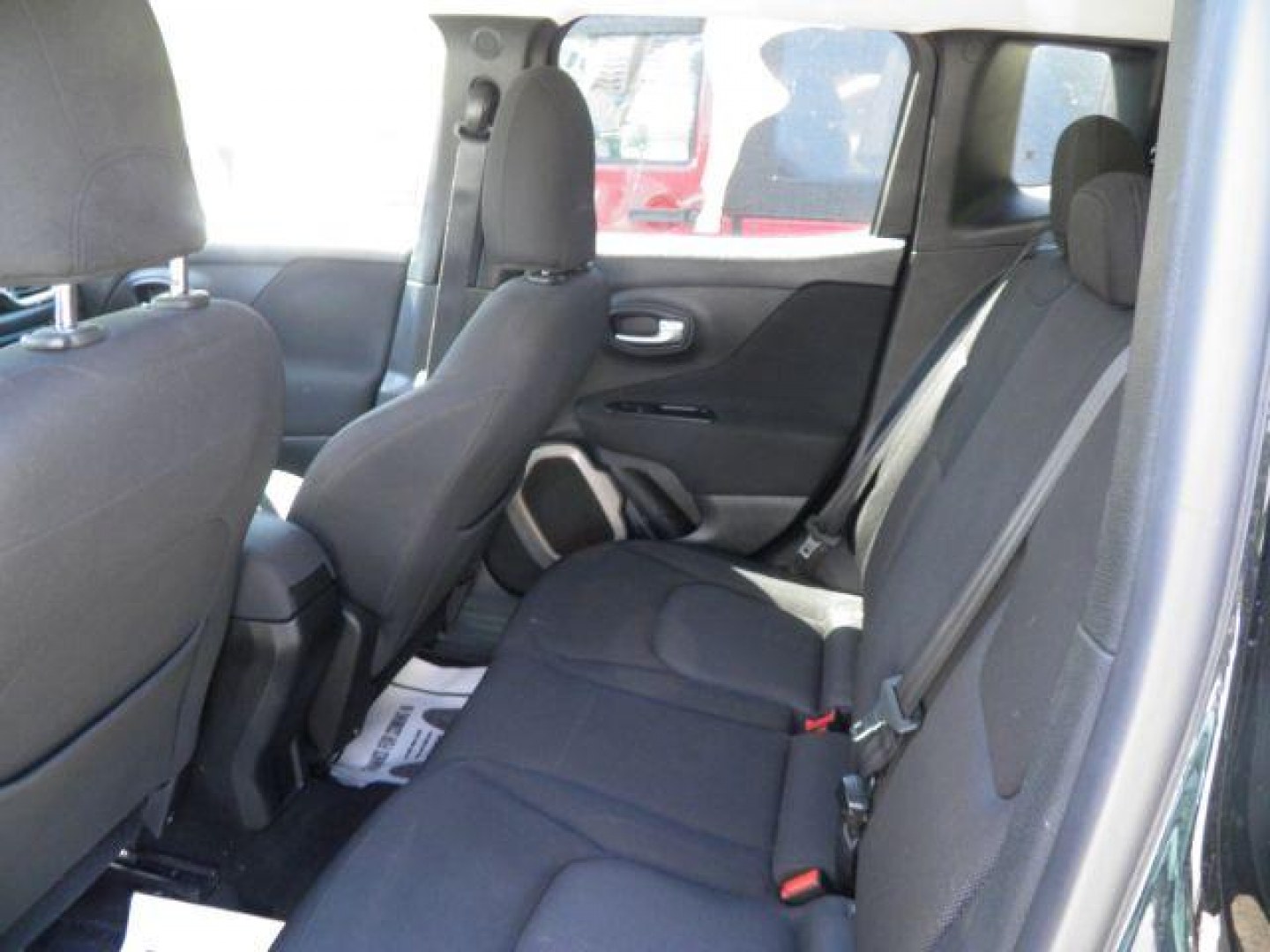 2015 Black Jeep Renegade Latitude (ZACCJBBH7FP) with an 2.4L I4 engine, MAN transmission, located at 19521 New George's Creek Rd SW, Barton, MD, 21521, (301) 463-2404, 39.524323, -79.017906- Photo#3