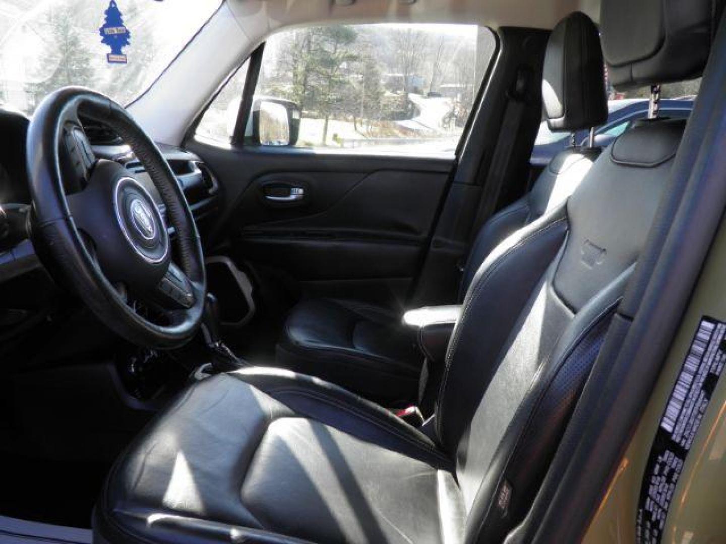 2015 GREEN Jeep Renegade Limited (ZACCJBDT9FP) with an 2.4L L4 engine, located at 19521 New George's Creek Rd SW, Barton, MD, 21521, (301) 463-2404, 39.524323, -79.017906 - Photo#1