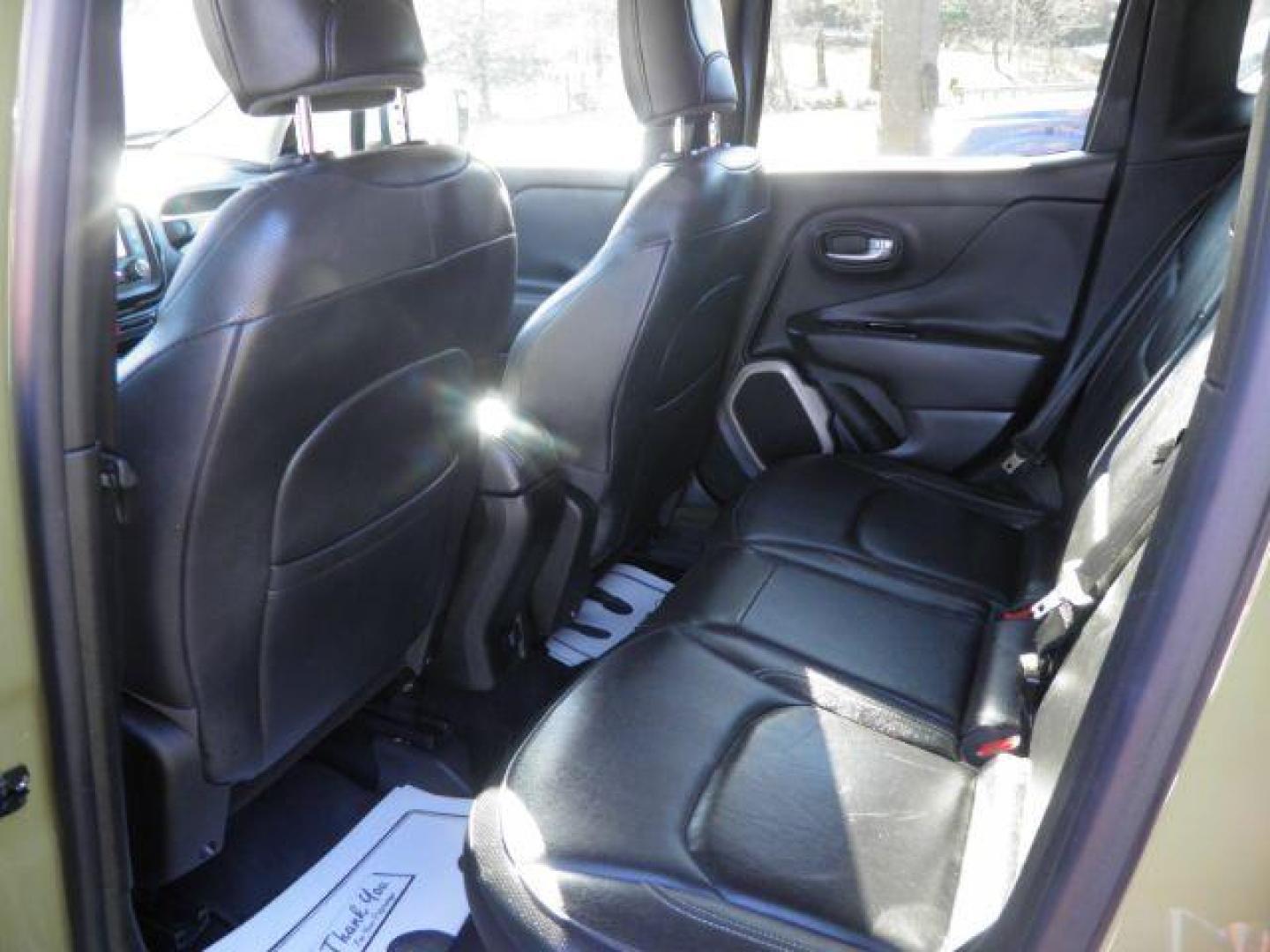 2015 GREEN Jeep Renegade Limited (ZACCJBDT9FP) with an 2.4L L4 engine, located at 19521 New George's Creek Rd SW, Barton, MD, 21521, (301) 463-2404, 39.524323, -79.017906 - Photo#3