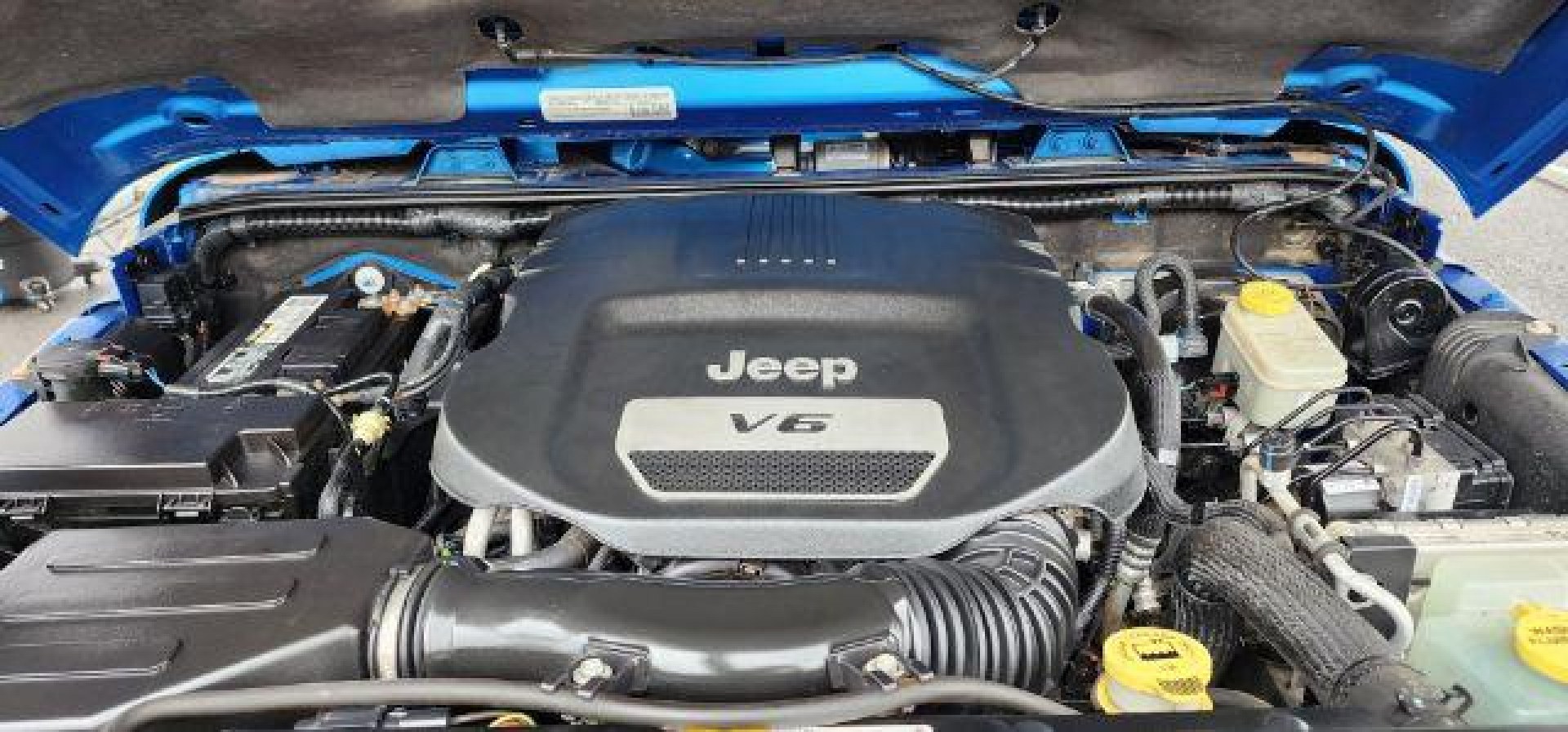 2015 BLUE /Black Jeep Wrangler Rubicon (1C4BJWCGXFL) with an 3.6L V6 engine, AT transmission, located at 15520 McMullen Hwy SW, Belair, MD, 21502, (301) 729-3700, 39.581375, -78.846451 - Photo#10