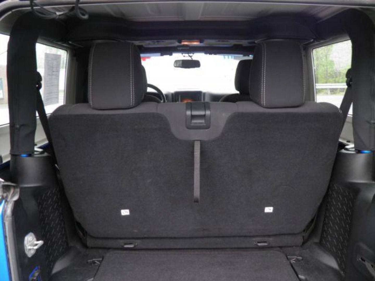 2015 BLUE /Black Jeep Wrangler Rubicon (1C4BJWCGXFL) with an 3.6L V6 engine, AT transmission, located at 15520 McMullen Hwy SW, Belair, MD, 21502, (301) 729-3700, 39.581375, -78.846451 - Photo#8
