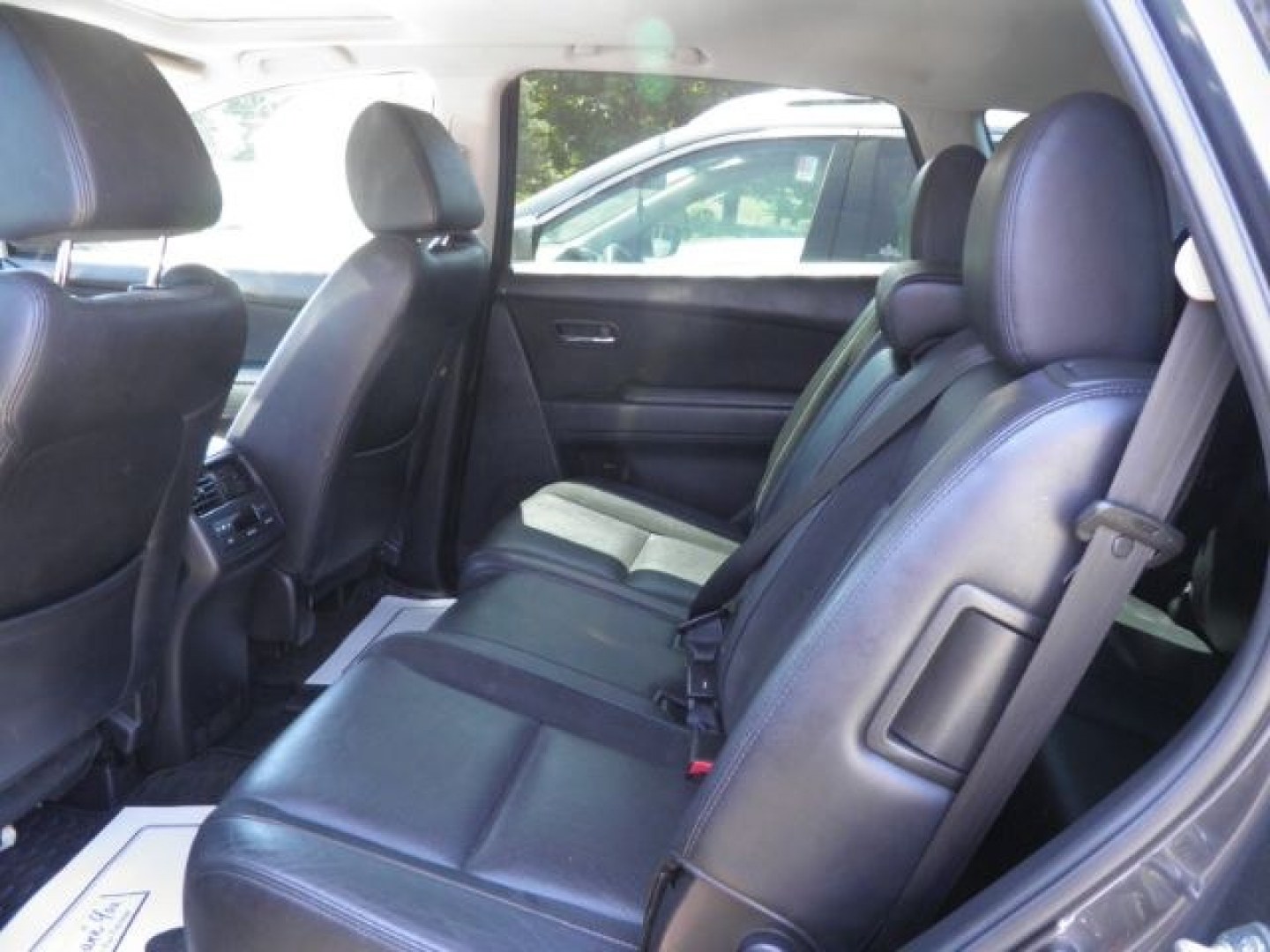 2015 GRAY MAZDA CX-9 GS (JM3TB3CV1F0) with an 3.7L V6 engine, AT transmission, located at 19521 New George's Creek Rd SW, Barton, MD, 21521, (301) 463-2404, 39.524323, -79.017906- Photo#3