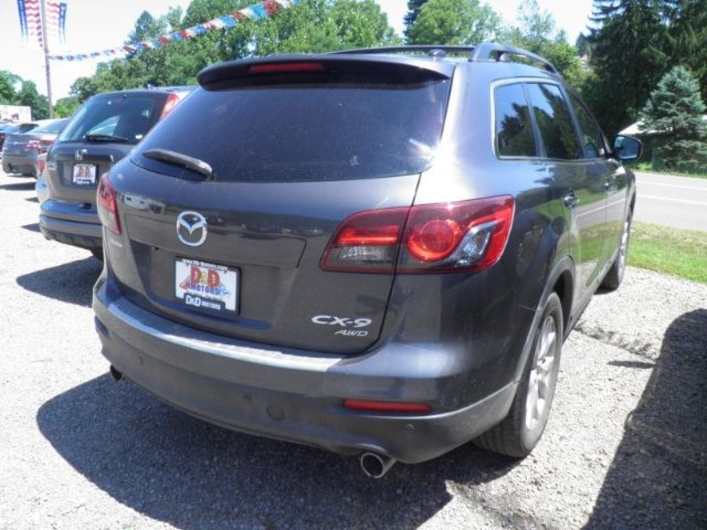 2015 GRAY MAZDA CX-9 GS (JM3TB3CV1F0) with an 3.7L V6 engine, AT transmission, located at 19521 New George's Creek Rd SW, Barton, MD, 21521, (301) 463-2404, 39.524323, -79.017906- Photo#4