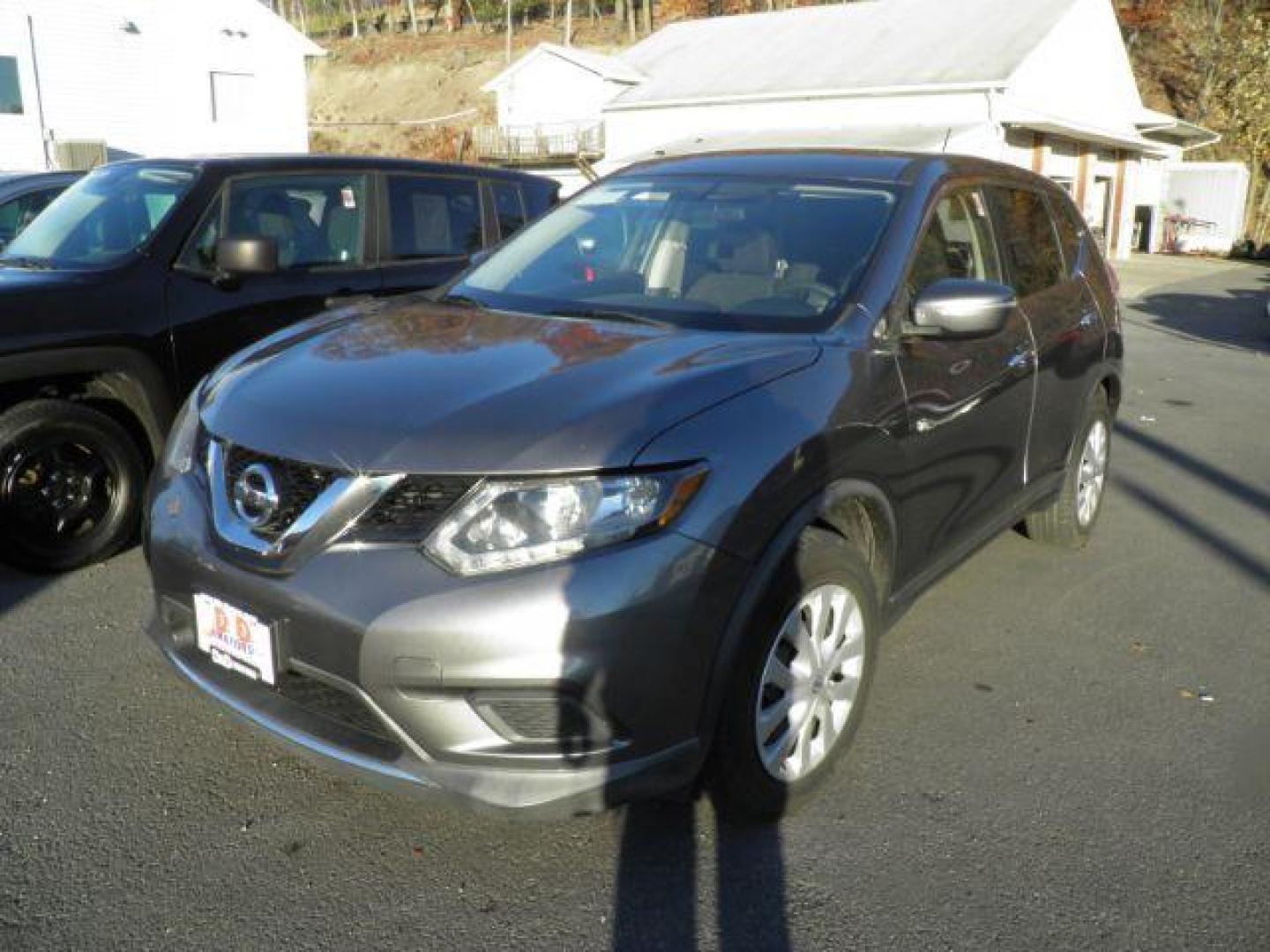 2015 Gray Nissan Rogue S (KNMAT2MV7FP) with an 2.5L I4 engine, AT transmission, located at 15520 McMullen Hwy SW, Belair, MD, 21502, (301) 729-3700, 39.581375, -78.846451 - Photo#0