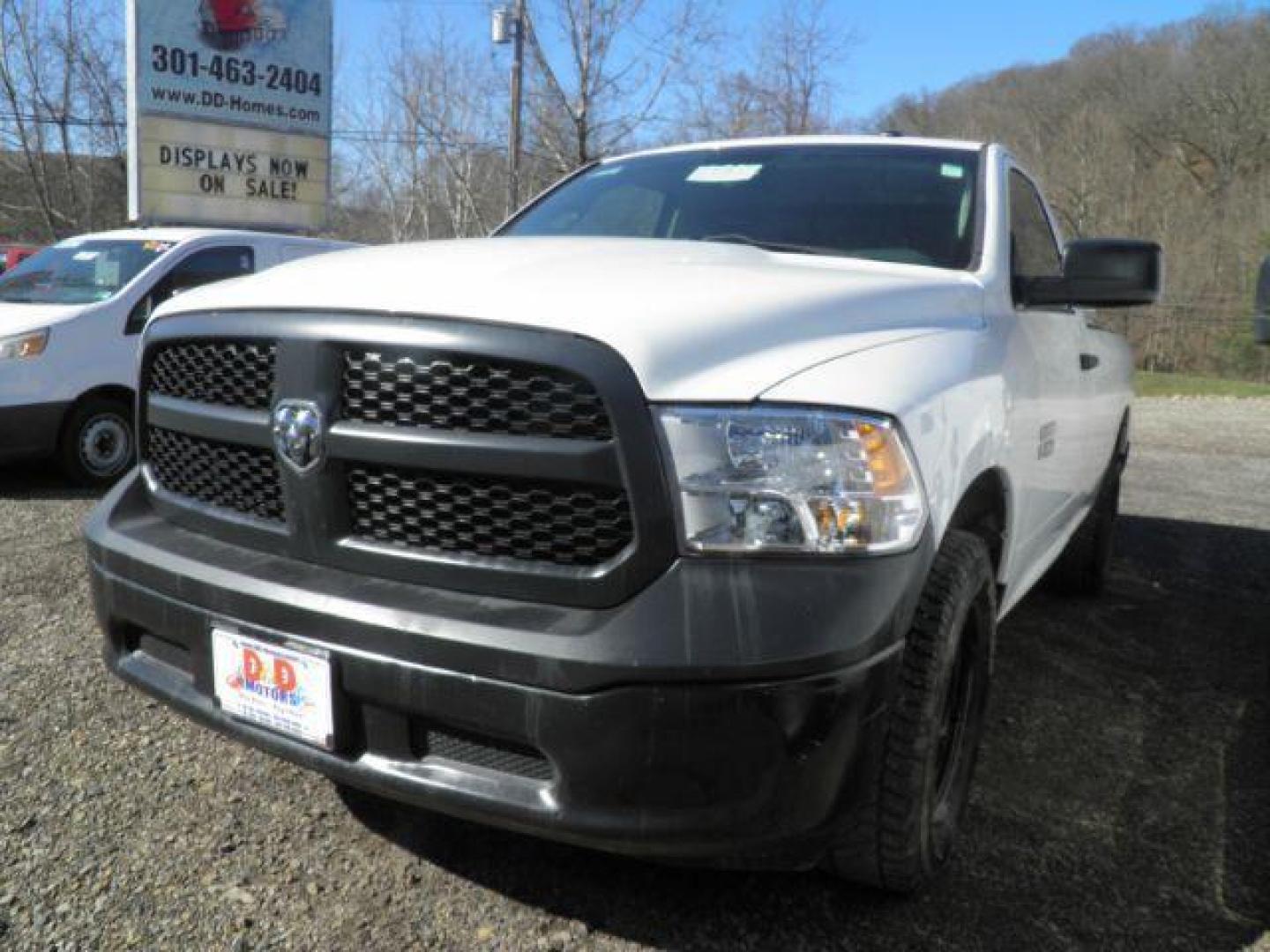 2015 WHITE RAM 1500 Tradesman Regular Ca (3C6JR7DG3FG) with an 3.6L V6 DOHC 24V FFV engine, AT transmission, located at 19521 New George's Creek Rd SW, Barton, MD, 21521, (301) 463-2404, 39.524323, -79.017906 - Photo#0