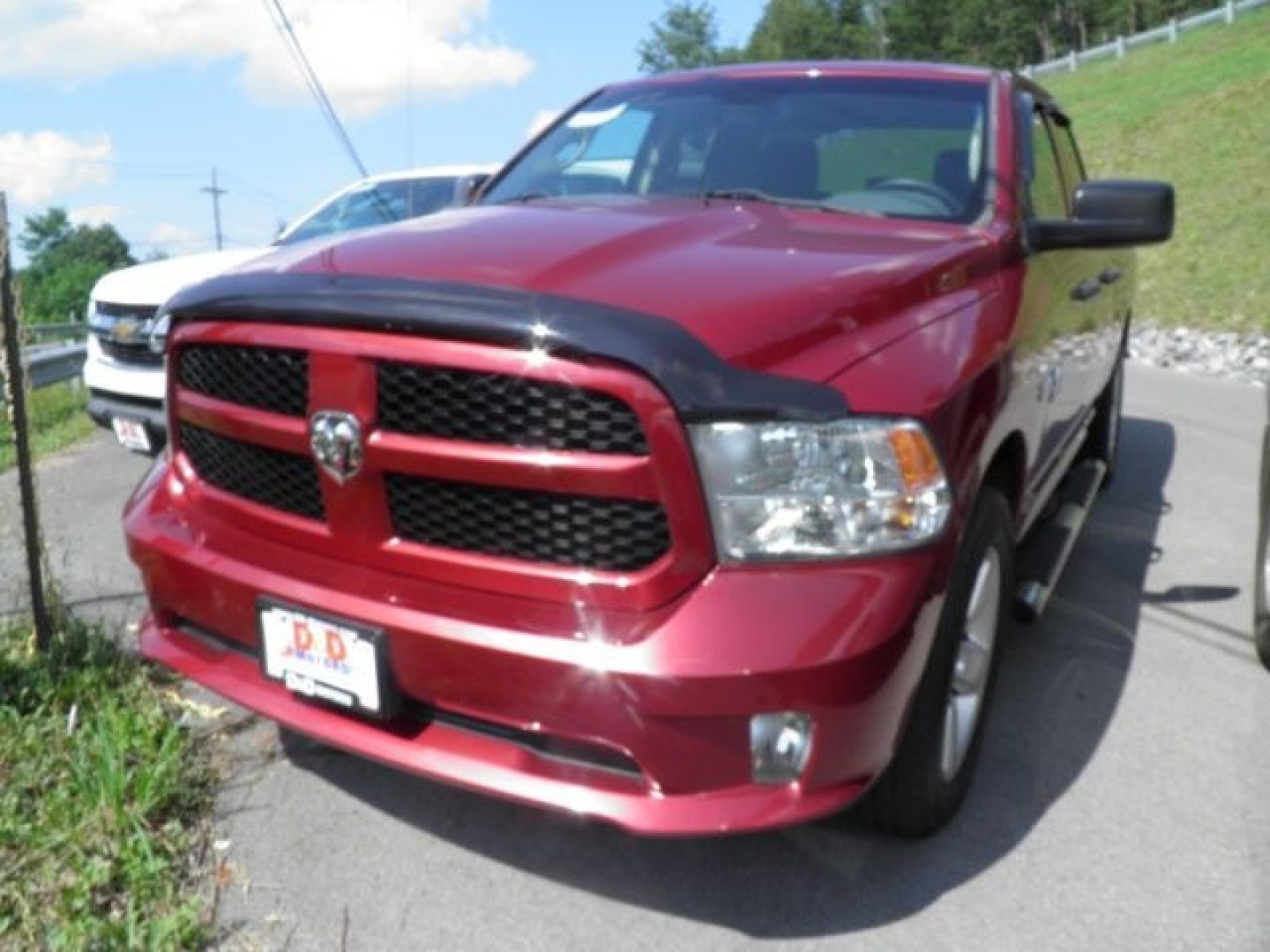 2015 RED Ram 1500 Express (1C6RR7FT6FS) with an 3.6L V6 engine, AT transmission, located at 15520 McMullen Hwy SW, Belair, MD, 21502, (301) 729-3700, 39.581375, -78.846451- Photo#0