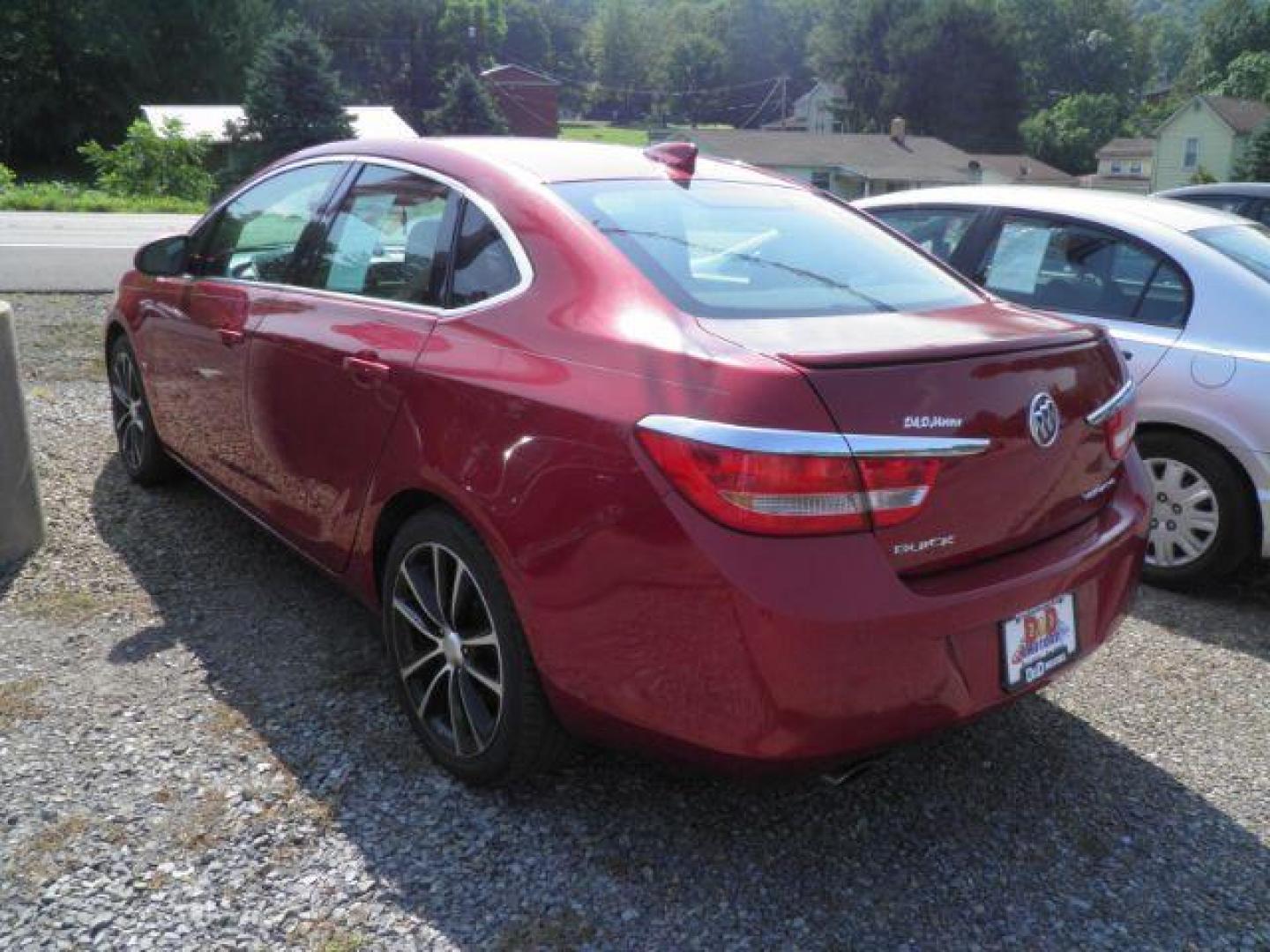 2016 Red Buick Verano Sport Touring Group (1G4PW5SK6G4) with an 2.4L I4 engine, AT transmission, located at 19521 New George's Creek Rd SW, Barton, MD, 21521, (301) 463-2404, 39.524323, -79.017906 - Photo#7