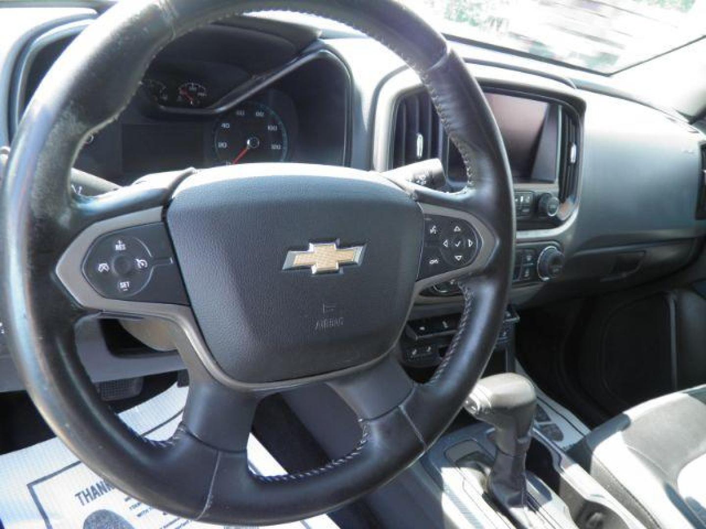 2016 White Chevrolet Colorado Z71 (1GCGTDE37G1) with an 3.6L V6 engine, AT transmission, located at 15520 McMullen Hwy SW, Belair, MD, 21502, (301) 729-3700, 39.581375, -78.846451 - Photo#3