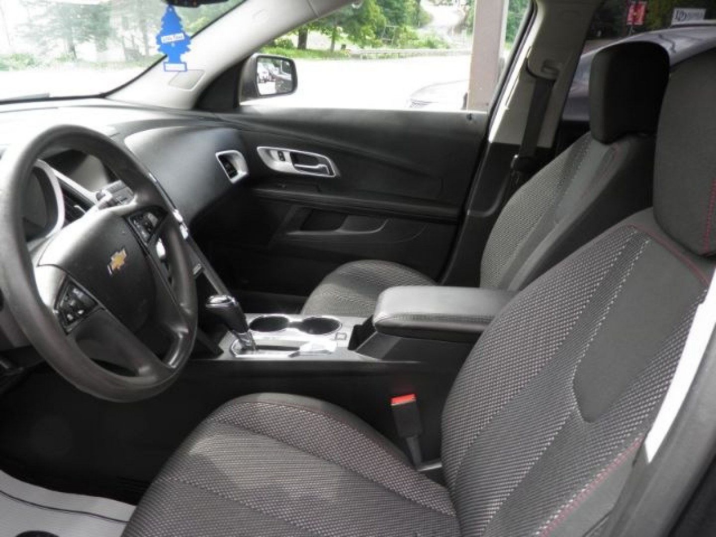 2016 GRAY Chevrolet Equinox LS (2GNFLEEK4G6) with an 2.4L L4 engine, AT transmission, located at 19521 New George's Creek Rd SW, Barton, MD, 21521, (301) 463-2404, 39.524323, -79.017906- Photo#1