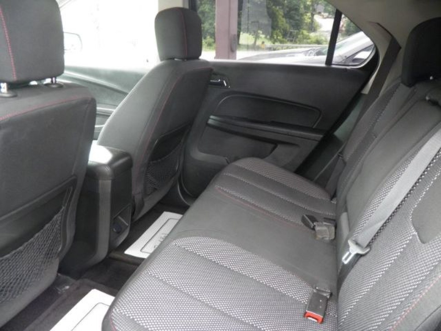 2016 GRAY Chevrolet Equinox LS (2GNFLEEK4G6) with an 2.4L L4 engine, AT transmission, located at 19521 New George's Creek Rd SW, Barton, MD, 21521, (301) 463-2404, 39.524323, -79.017906- Photo#3