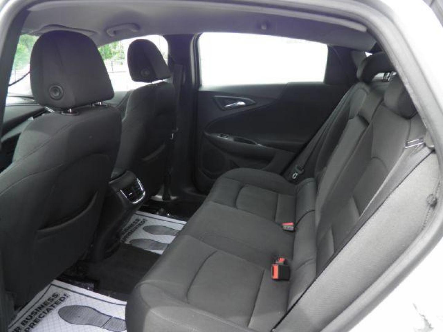 2016 SILVER Chevrolet Malibu 1LT (1G1ZE5ST8GF) with an 1.5l L4 engine, AT transmission, located at 15520 McMullen Hwy SW, Belair, MD, 21502, (301) 729-3700, 39.581375, -78.846451 - Photo#3