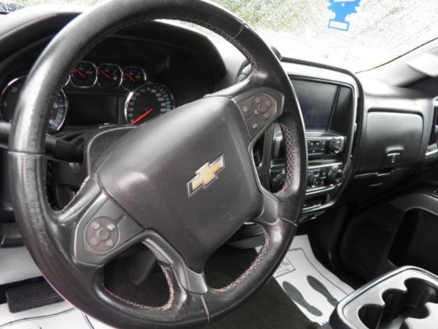 2016 Red Chevrolet Silverado 1500 1LT (1GCVKREH8GZ) with an 4.3L V6 engine, AT transmission, located at 15520 McMullen Hwy SW, Belair, MD, 21502, (301) 729-3700, 39.581375, -78.846451 - Photo#2