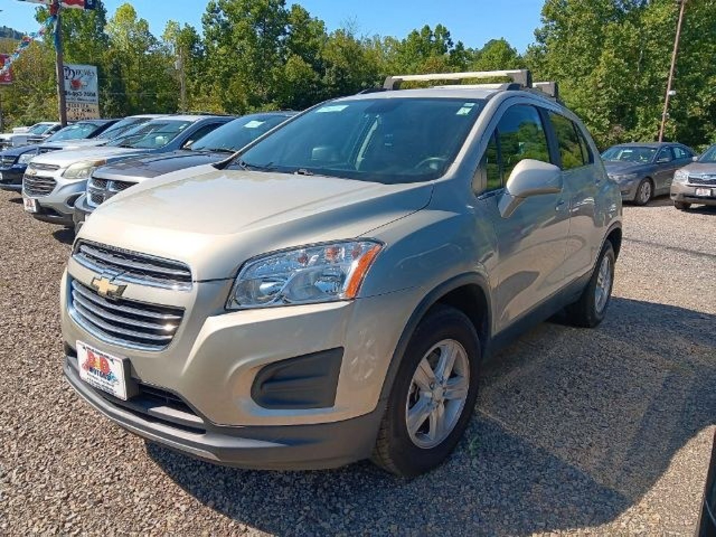 2016 GOLD Chevrolet Trax LT (3GNCJPSB6GL) with an 1.4L 4L engine, CVT transmission, located at 19521 New George's Creek Rd SW, Barton, MD, 21521, (301) 463-2404, 39.524323, -79.017906- Photo#0