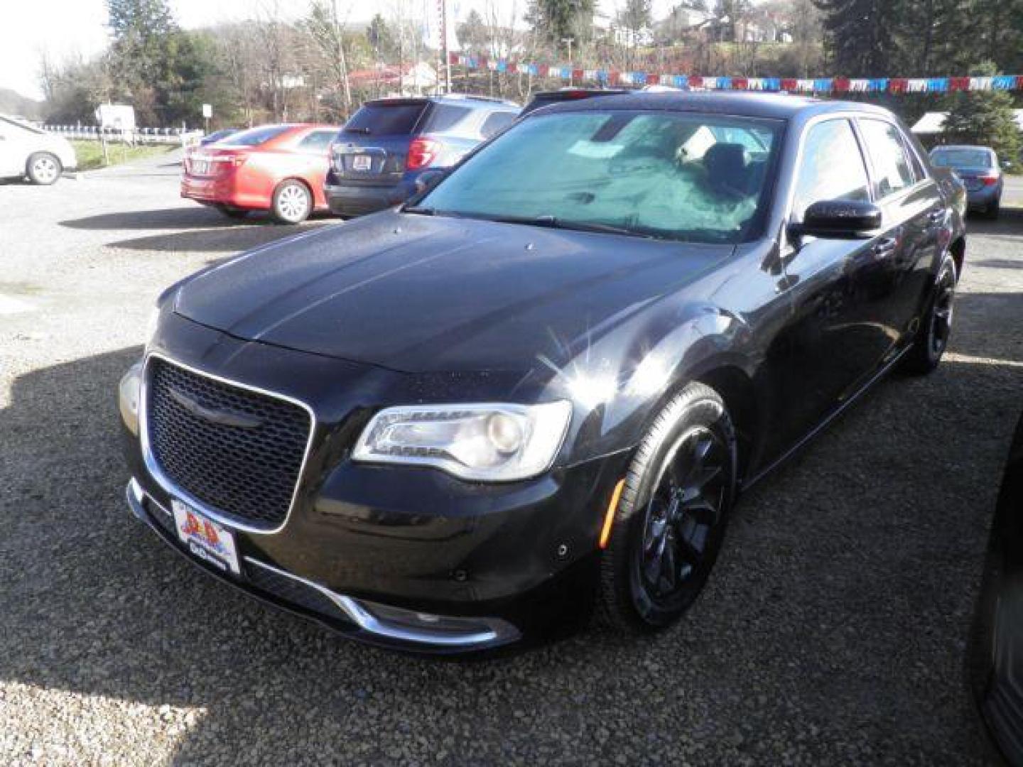 2016 BLACK Chrysler 300 Limited (2C3CCAAG3GH) with an 3.5L V6 engine, AT transmission, located at 19521 New George's Creek Rd SW, Barton, MD, 21521, (301) 463-2404, 39.524323, -79.017906 - Photo#0