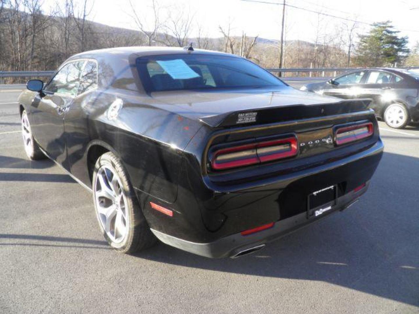 2016 BLACK Dodge Challenger SXT (2C3CDZAG8GH) with an 3.6L V6 engine, AT transmission, located at 15520 McMullen Hwy SW, Belair, MD, 21502, (301) 729-3700, 39.581375, -78.846451 - Photo#4