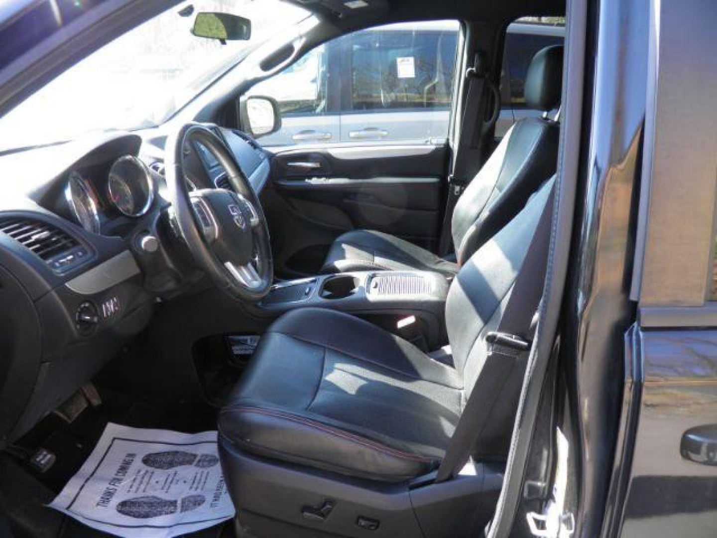 2016 BLACK Dodge Grand Caravan R/T (2C4RDGEG5GR) with an 3.6L V6 engine, AT transmission, located at 15520 McMullen Hwy SW, Belair, MD, 21502, (301) 729-3700, 39.581375, -78.846451 - Photo#1