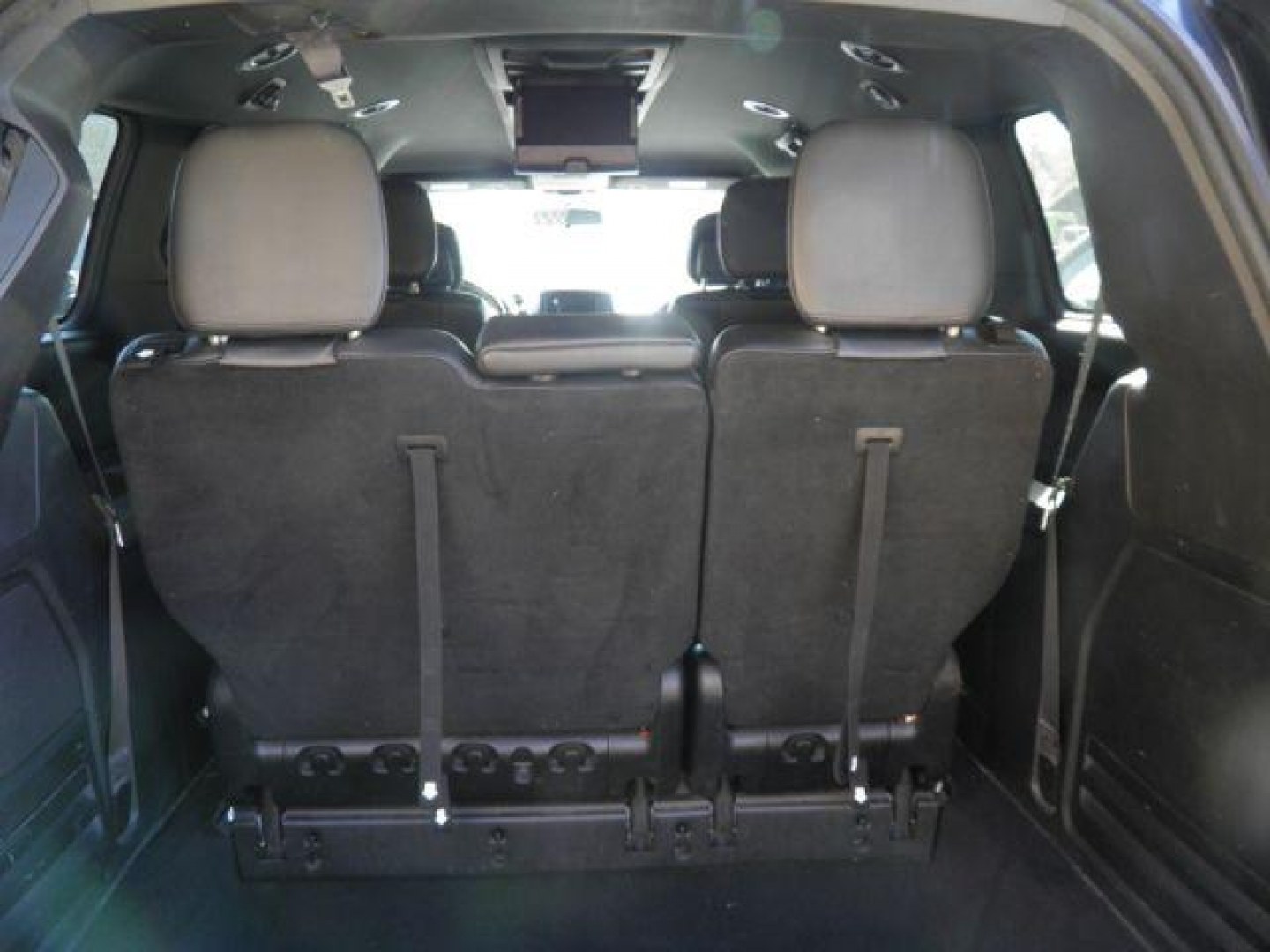 2016 BLACK Dodge Grand Caravan R/T (2C4RDGEG5GR) with an 3.6L V6 engine, AT transmission, located at 15520 McMullen Hwy SW, Belair, MD, 21502, (301) 729-3700, 39.581375, -78.846451 - Photo#4